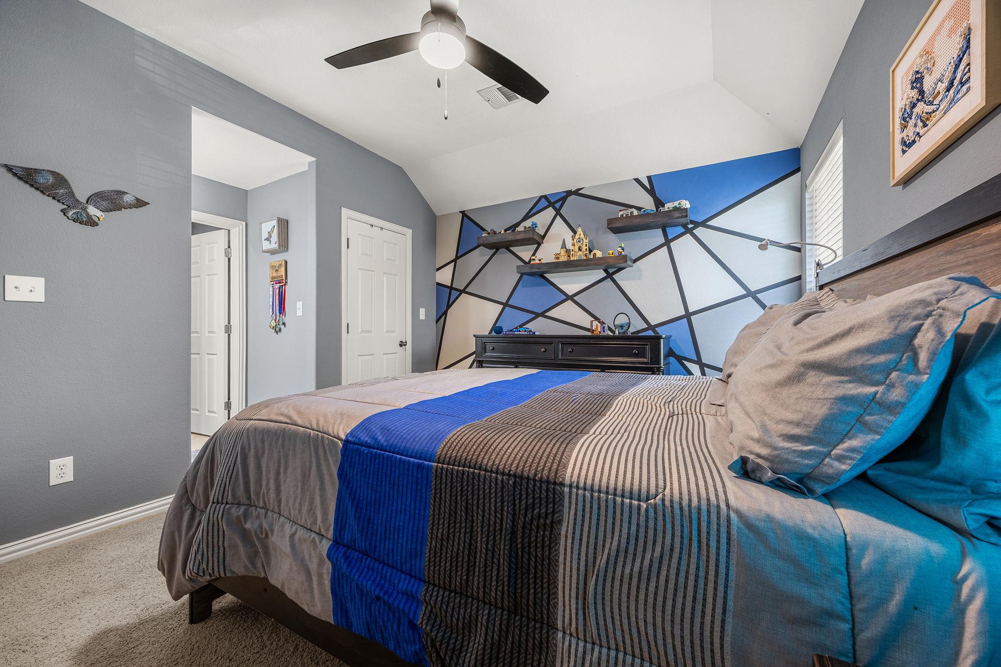 128 Las Colinas Dr, Georgetown, TX 78628