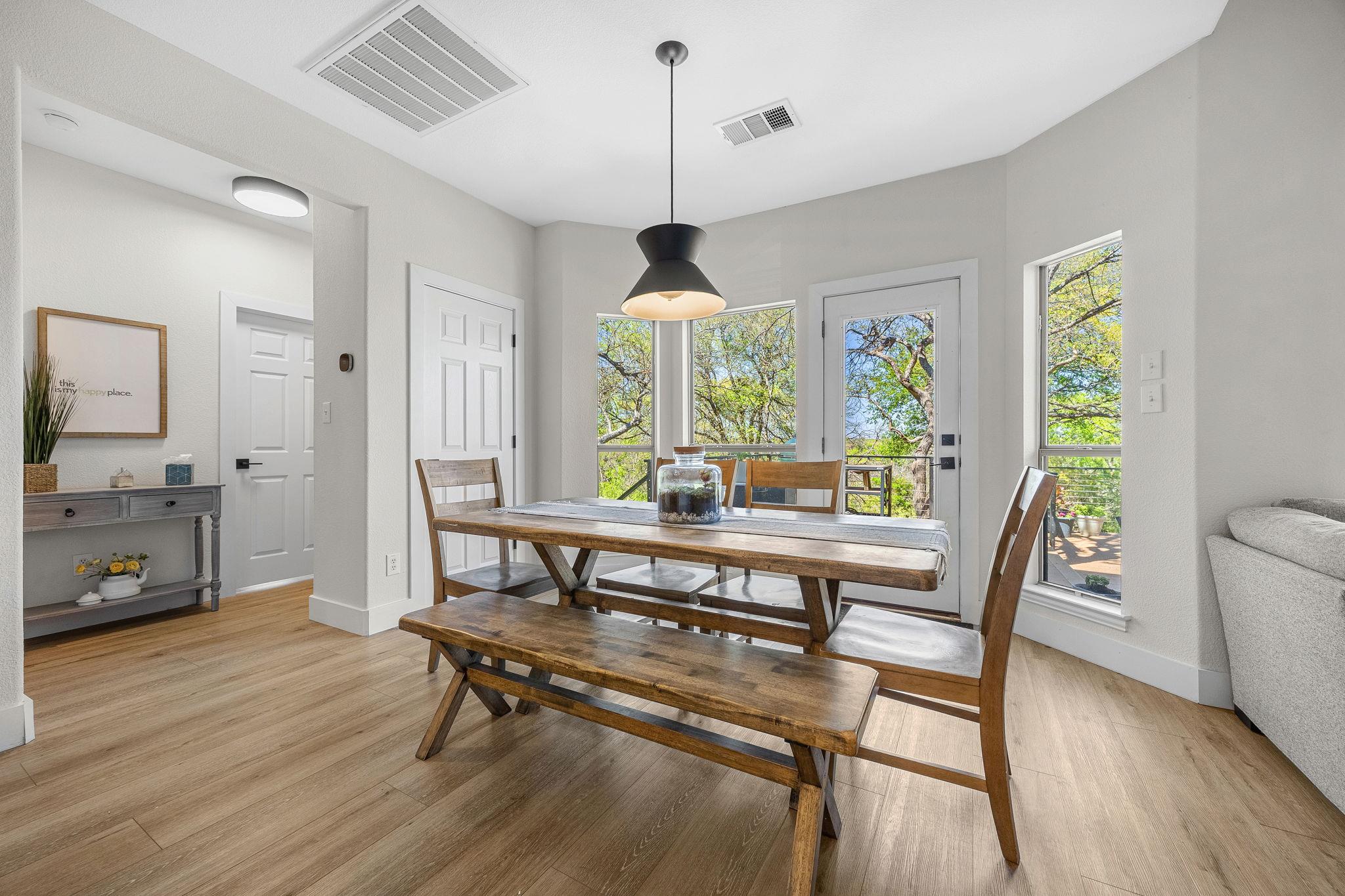 128 Las Colinas Dr, Georgetown, TX 78628