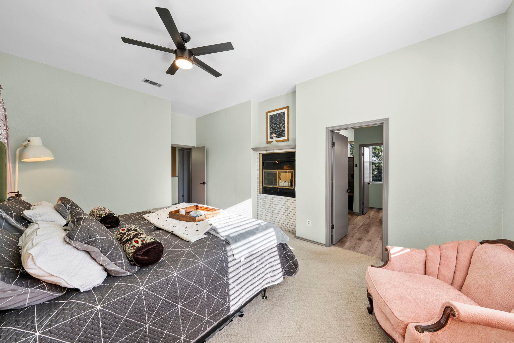 8102 Flashpan Cv, Austin, TX 78729