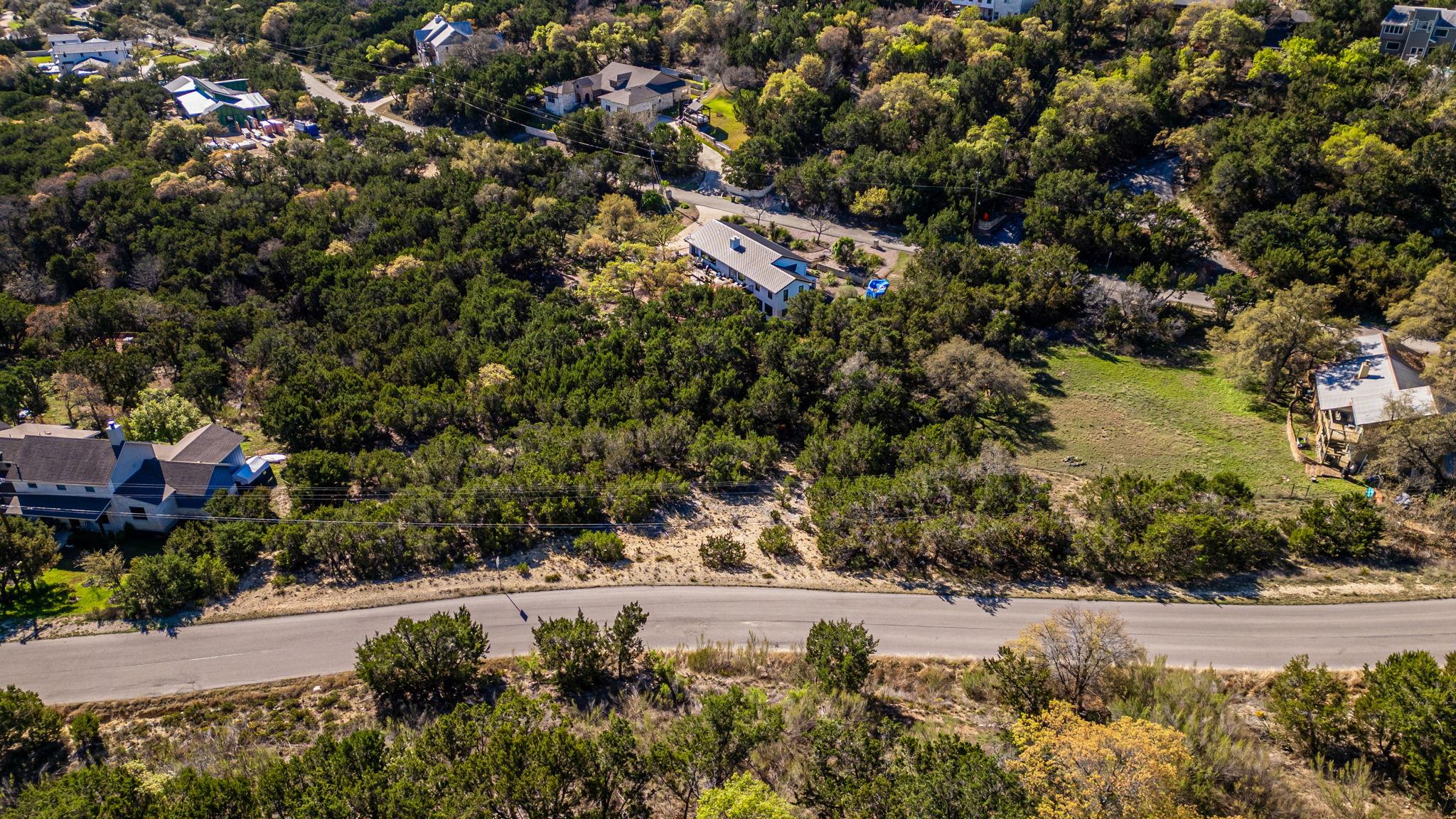 2711 Crosswind Dr, Spicewood, TX 78669