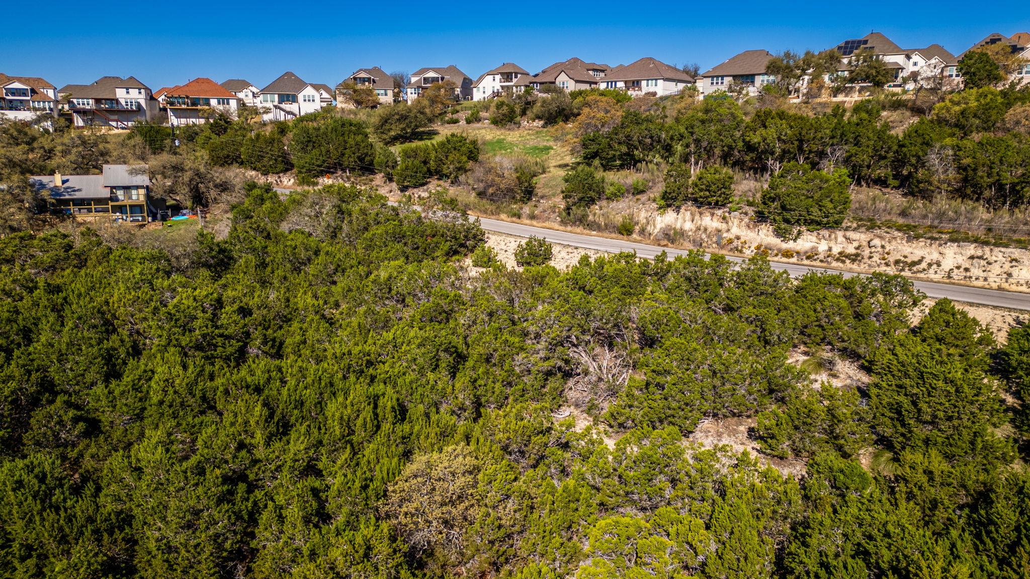 2711 Crosswind Dr, Spicewood, TX 78669