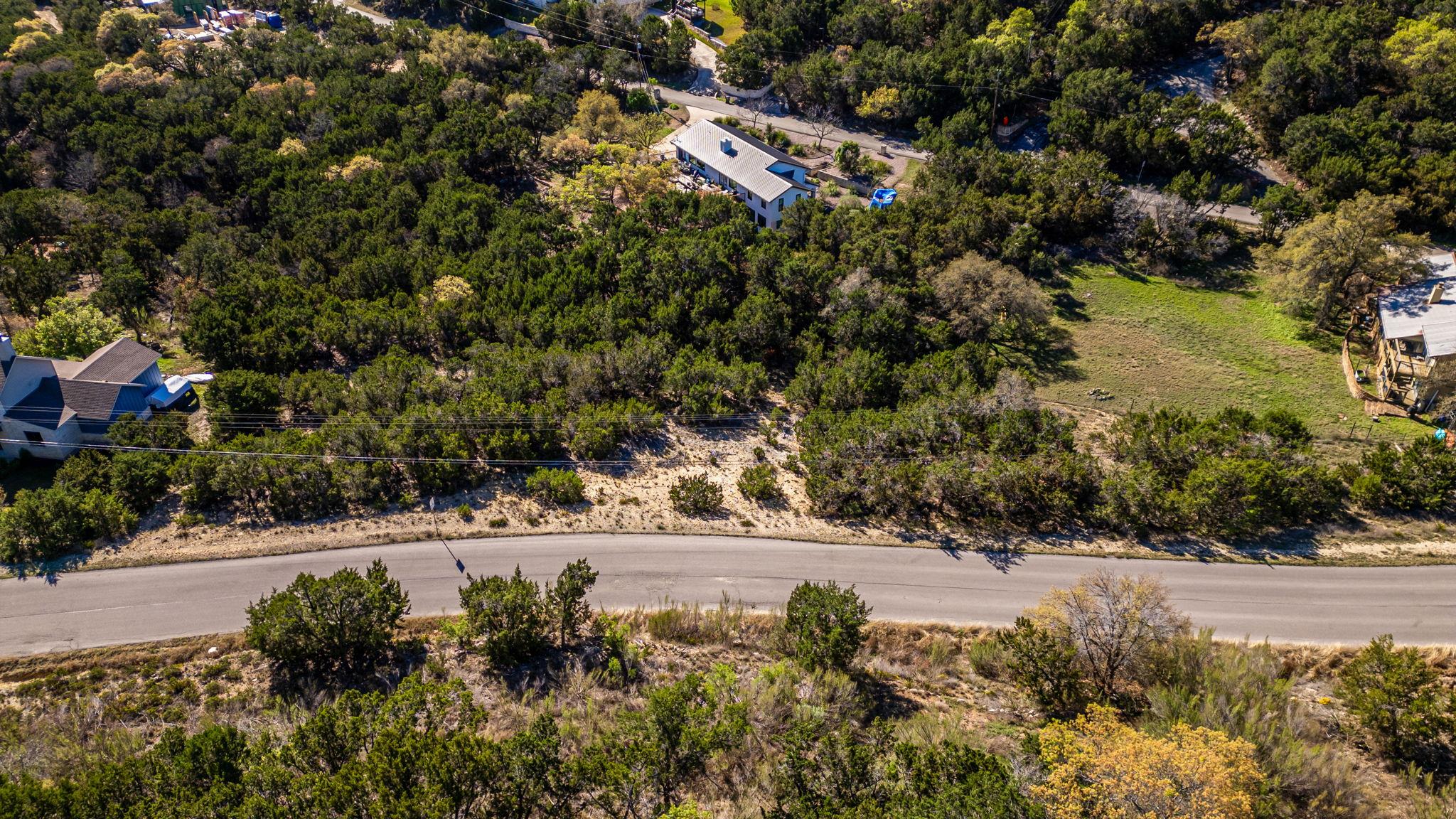 2711 Crosswind Dr, Spicewood, TX 78669