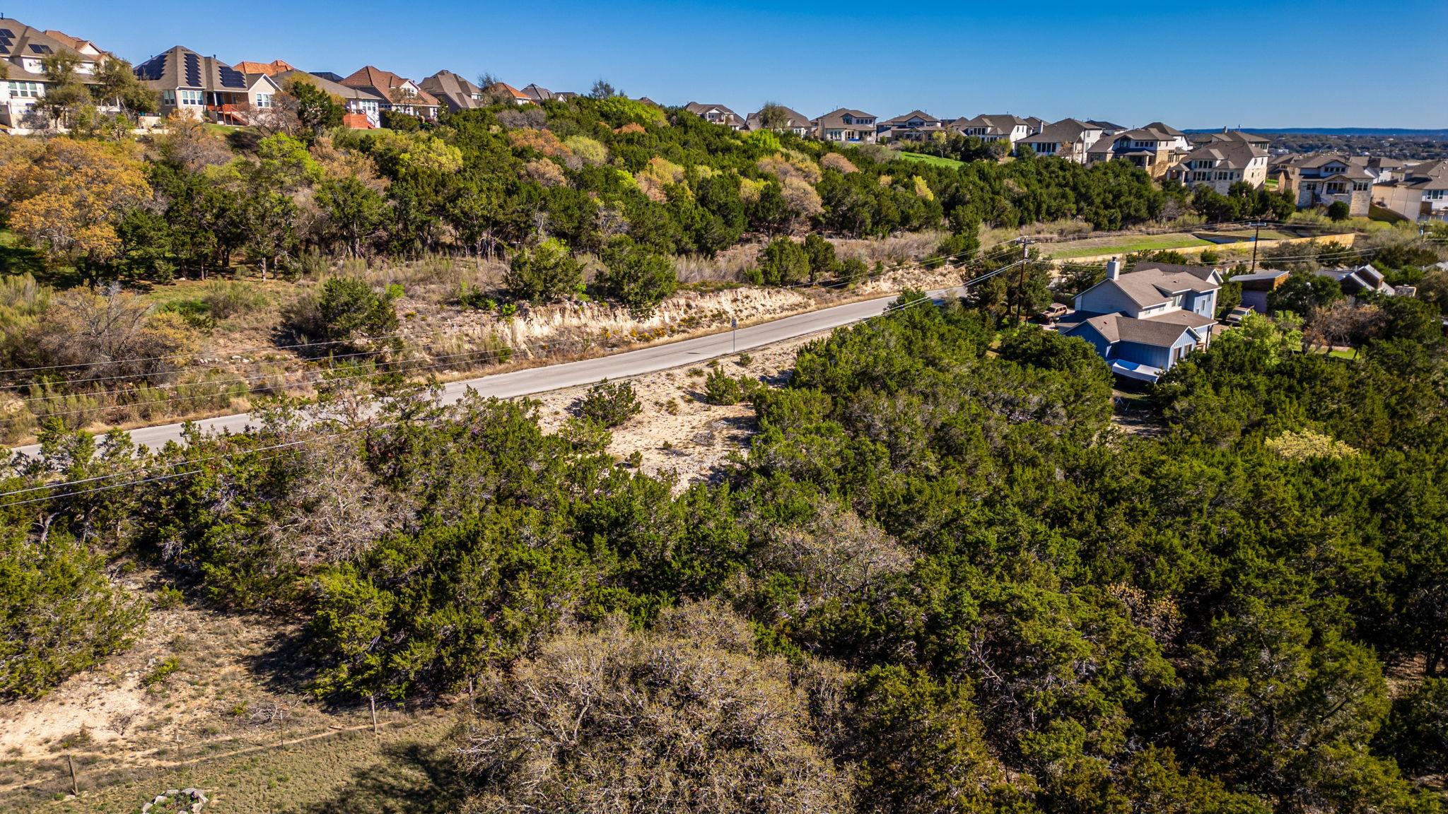 2711 Crosswind Dr, Spicewood, TX 78669