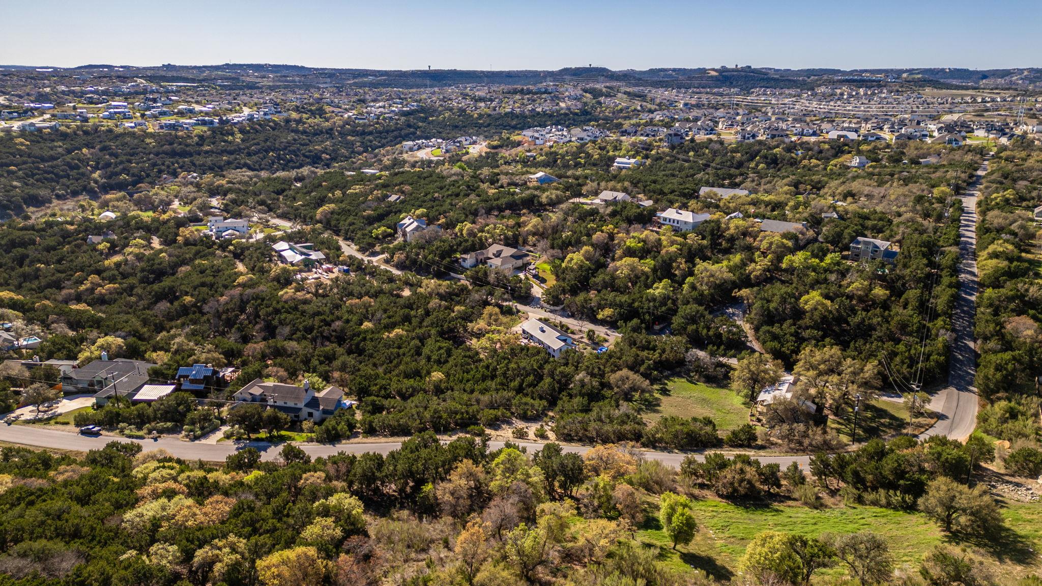 2711 Crosswind Dr, Spicewood, TX 78669