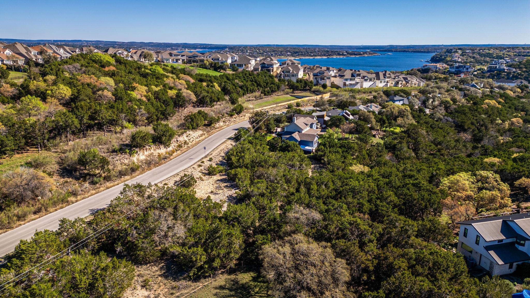 2711 Crosswind Dr, Spicewood, TX 78669