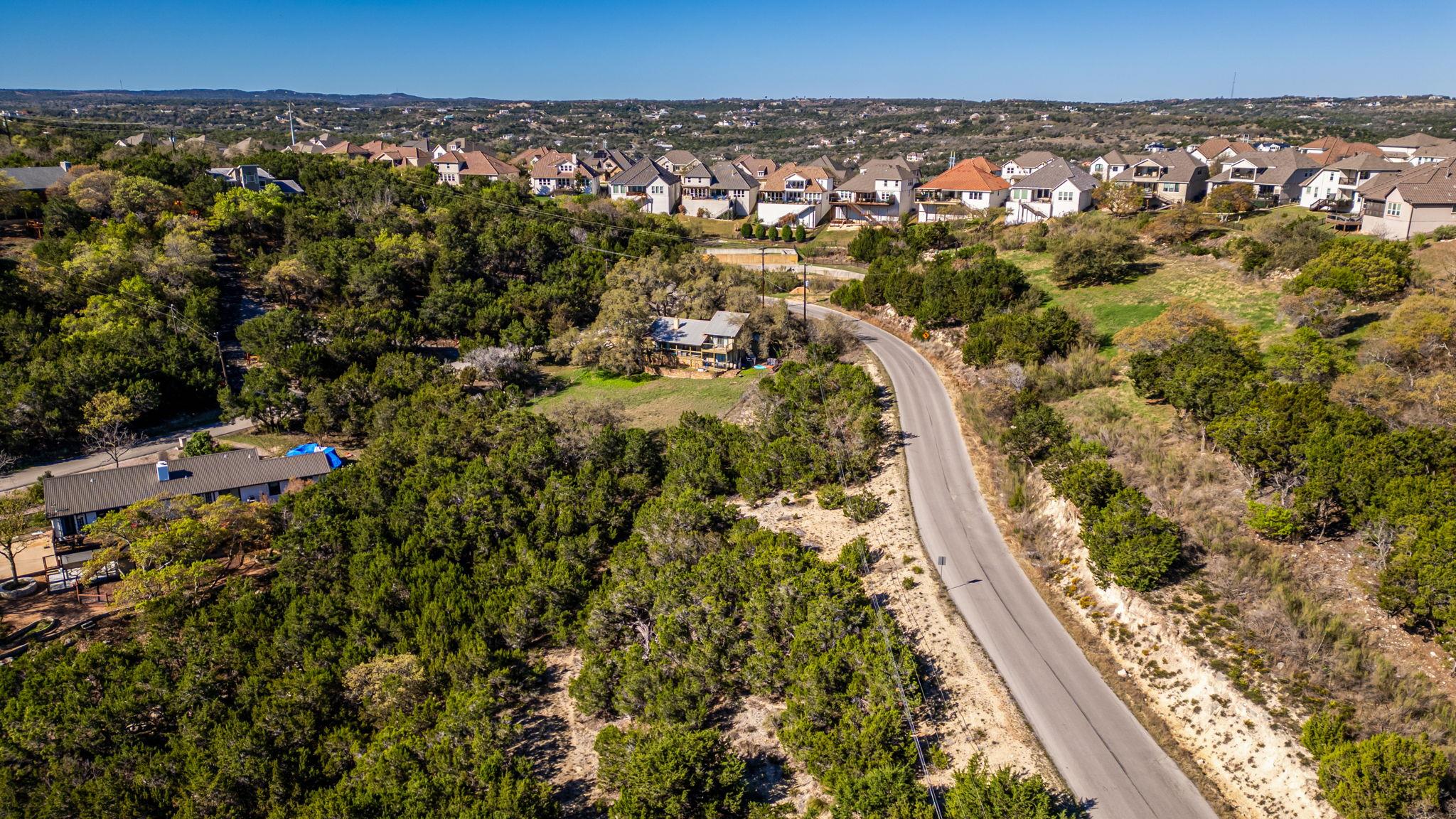 2711 Crosswind Dr, Spicewood, TX 78669