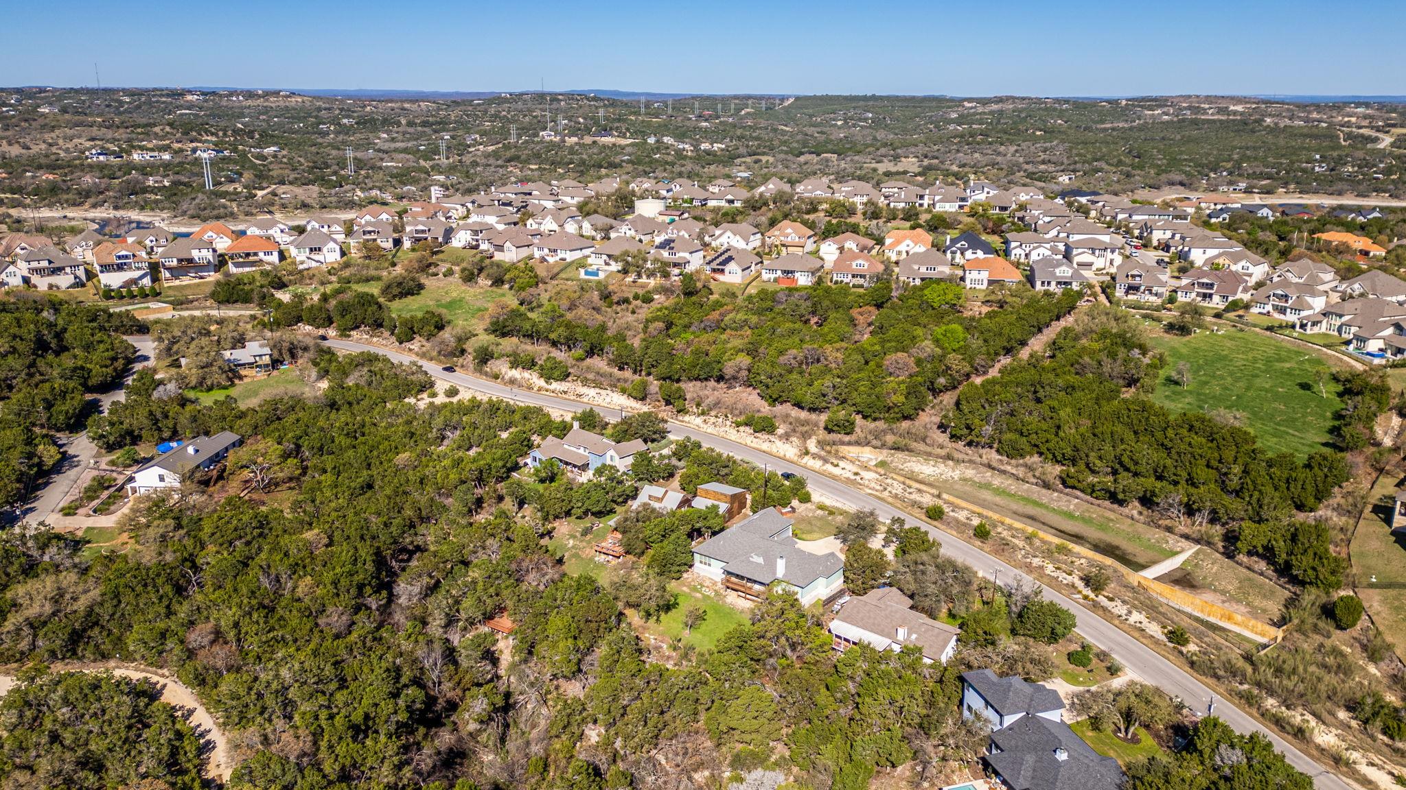 2711 Crosswind Dr, Spicewood, TX 78669