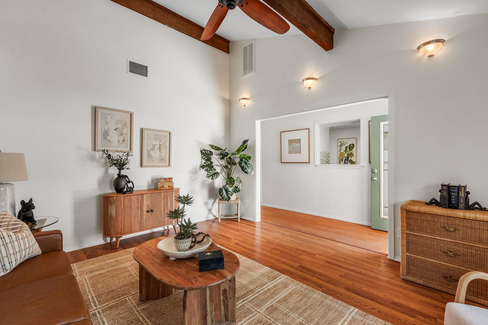 6812 Miranda Dr, Austin, TX 78752