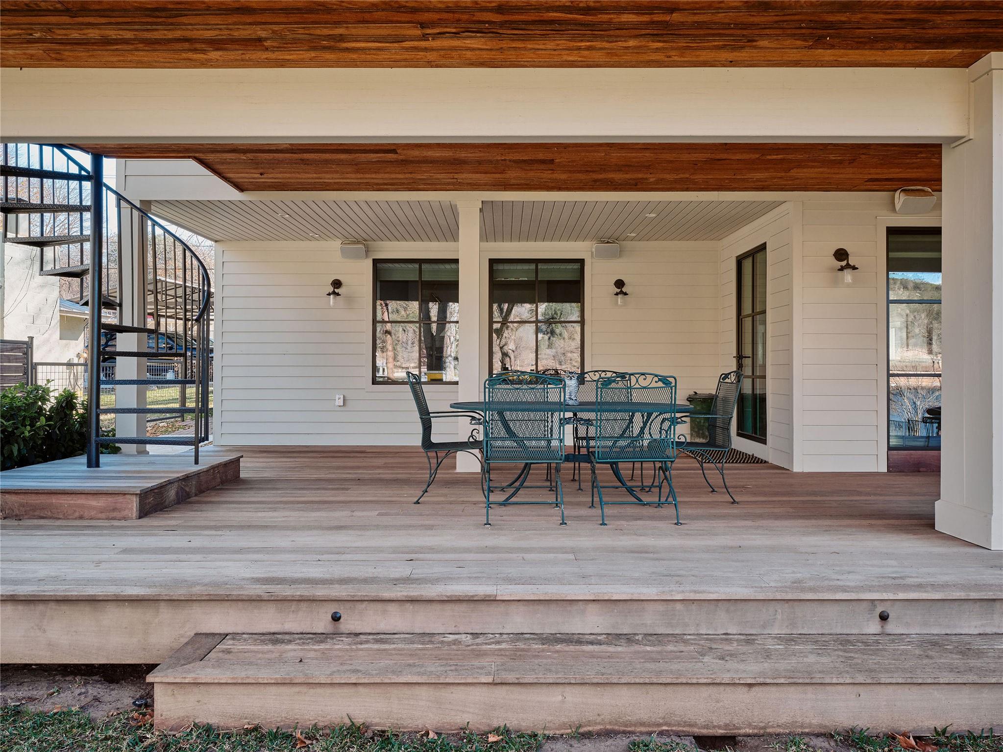 3016 Edgewater Dr, Austin, TX 78733