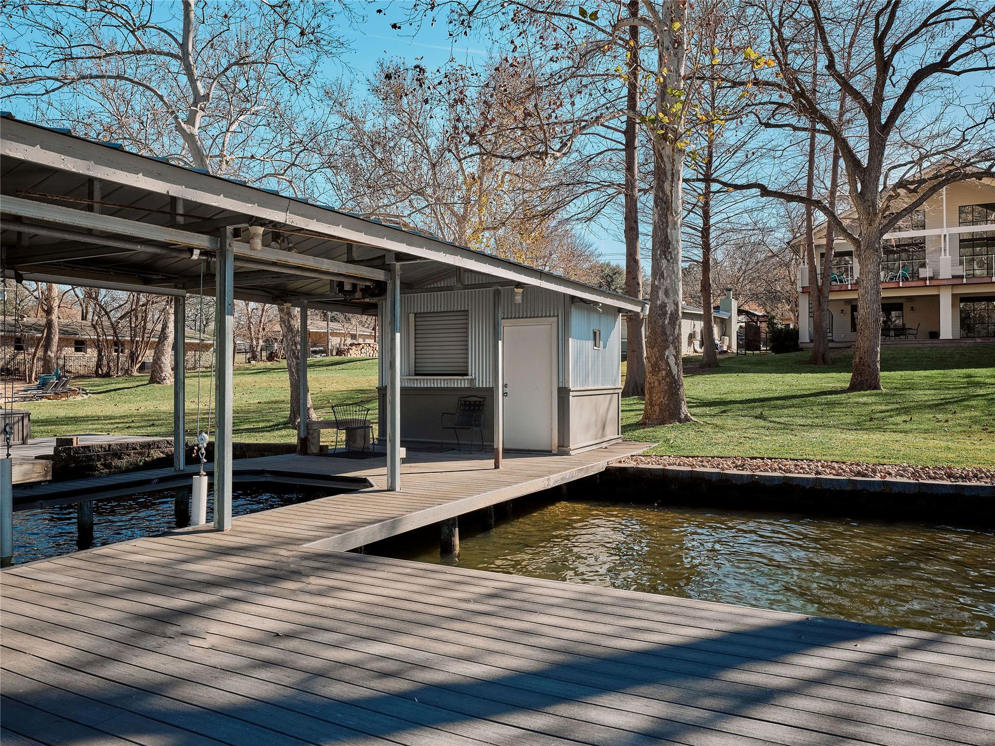 3016 Edgewater Dr, Austin, TX 78733