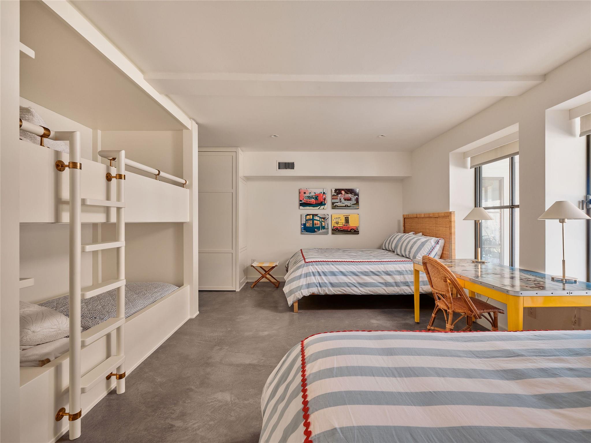 3016 Edgewater Dr, Austin, TX 78733