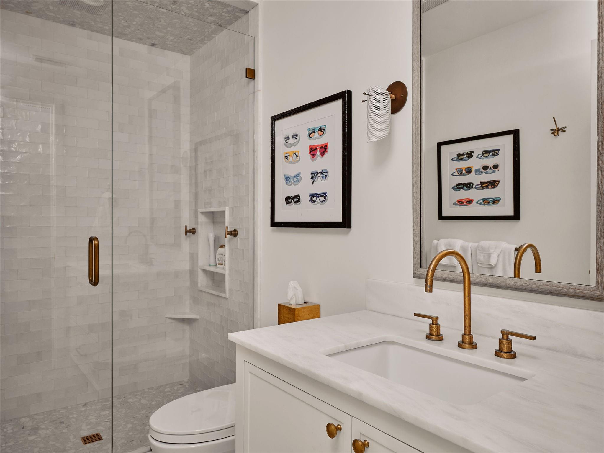 3016 Edgewater Dr, Austin, TX 78733