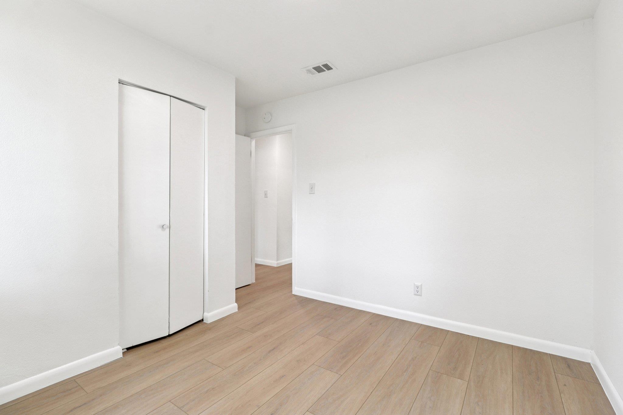 5707 Pino Ln, Austin, TX 78744