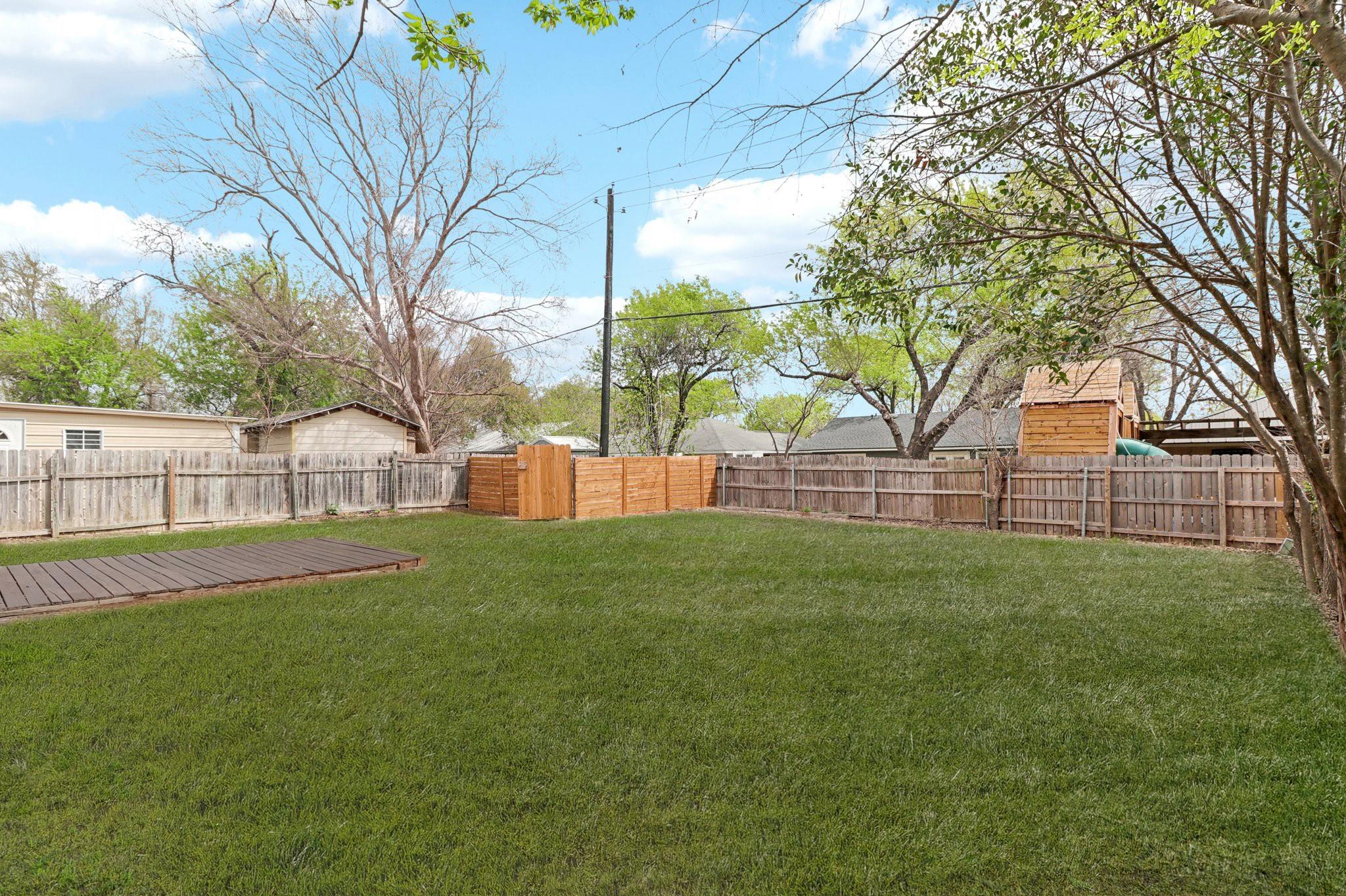 5707 Pino Ln, Austin, TX 78744