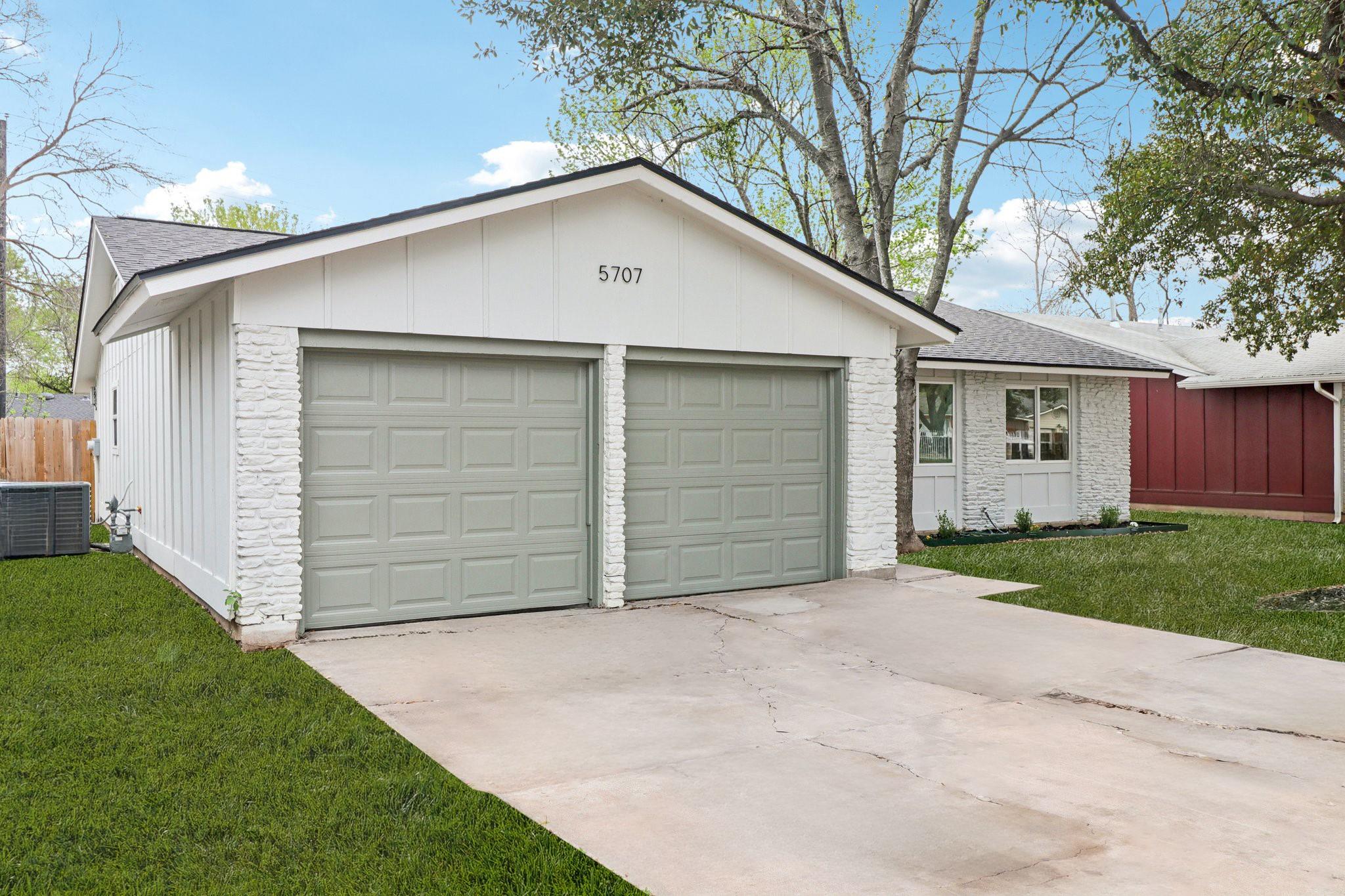 5707 Pino Ln, Austin, TX 78744