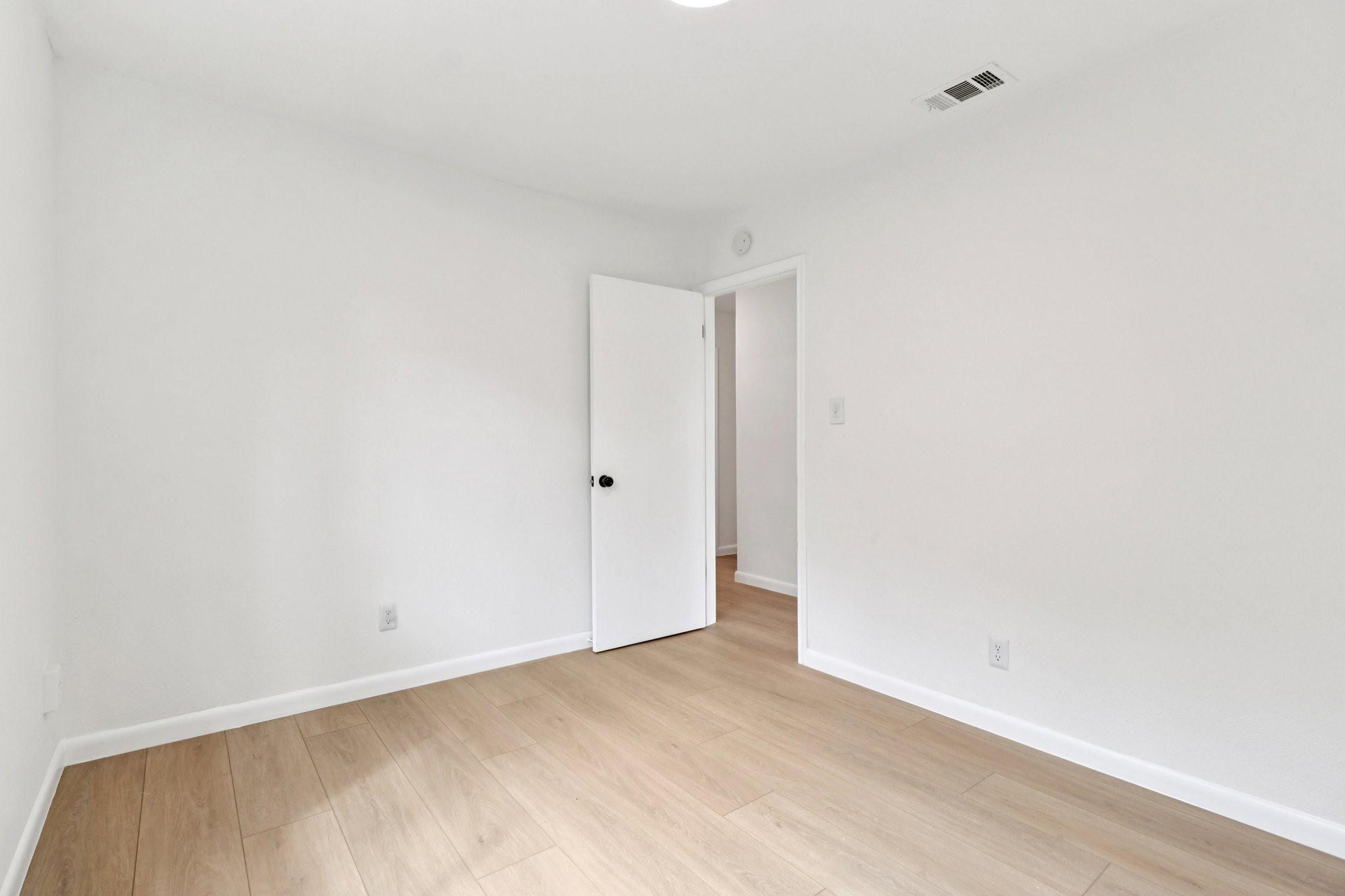 5707 Pino Ln, Austin, TX 78744