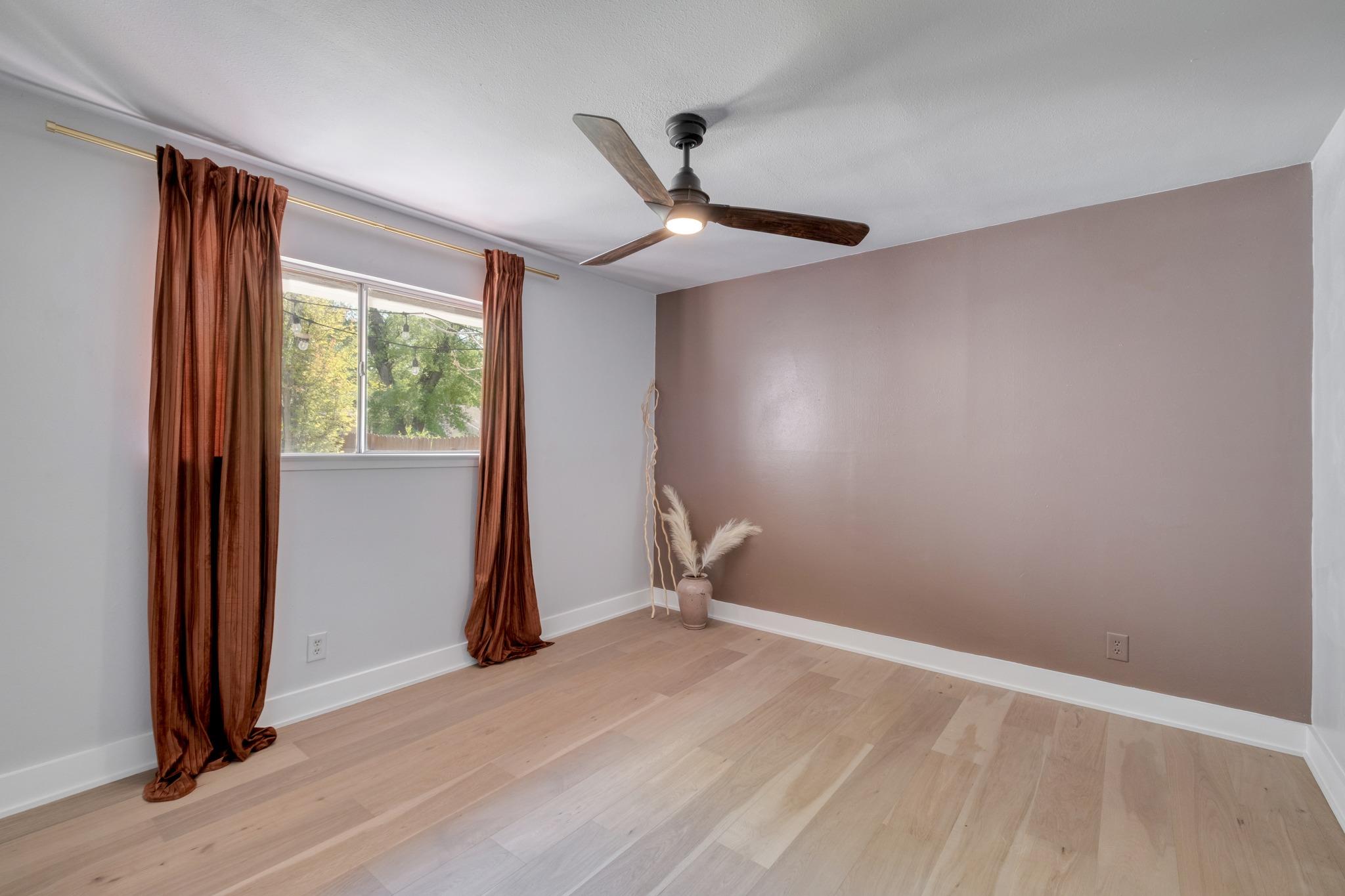 6609 Krollton Dr, Austin, TX 78745