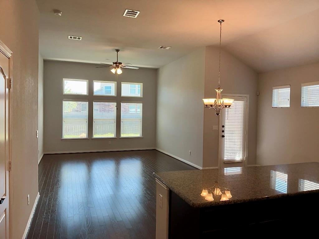 209 Penna Ln, Georgetown, TX 78628