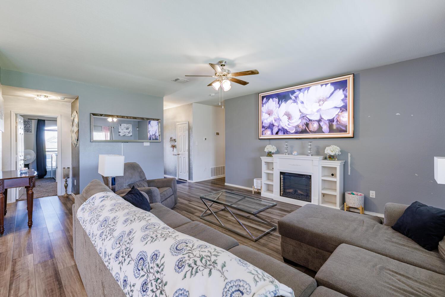 302 Paddock Ln, Killeen, TX 76542