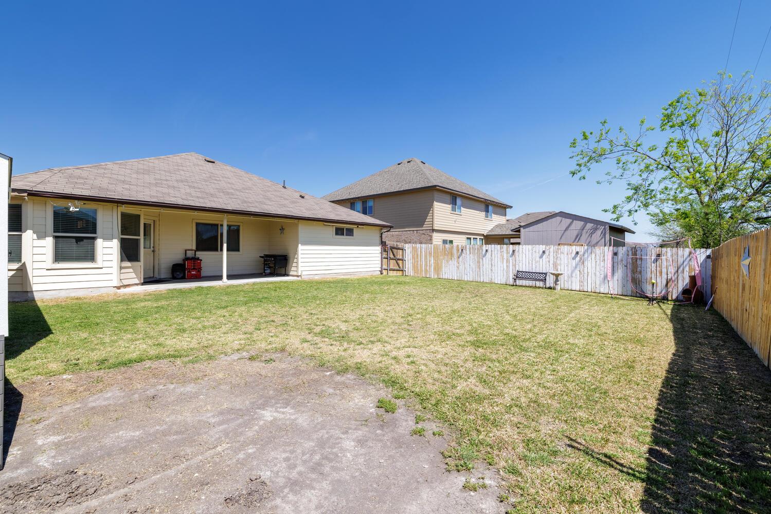 302 Paddock Ln, Killeen, TX 76542