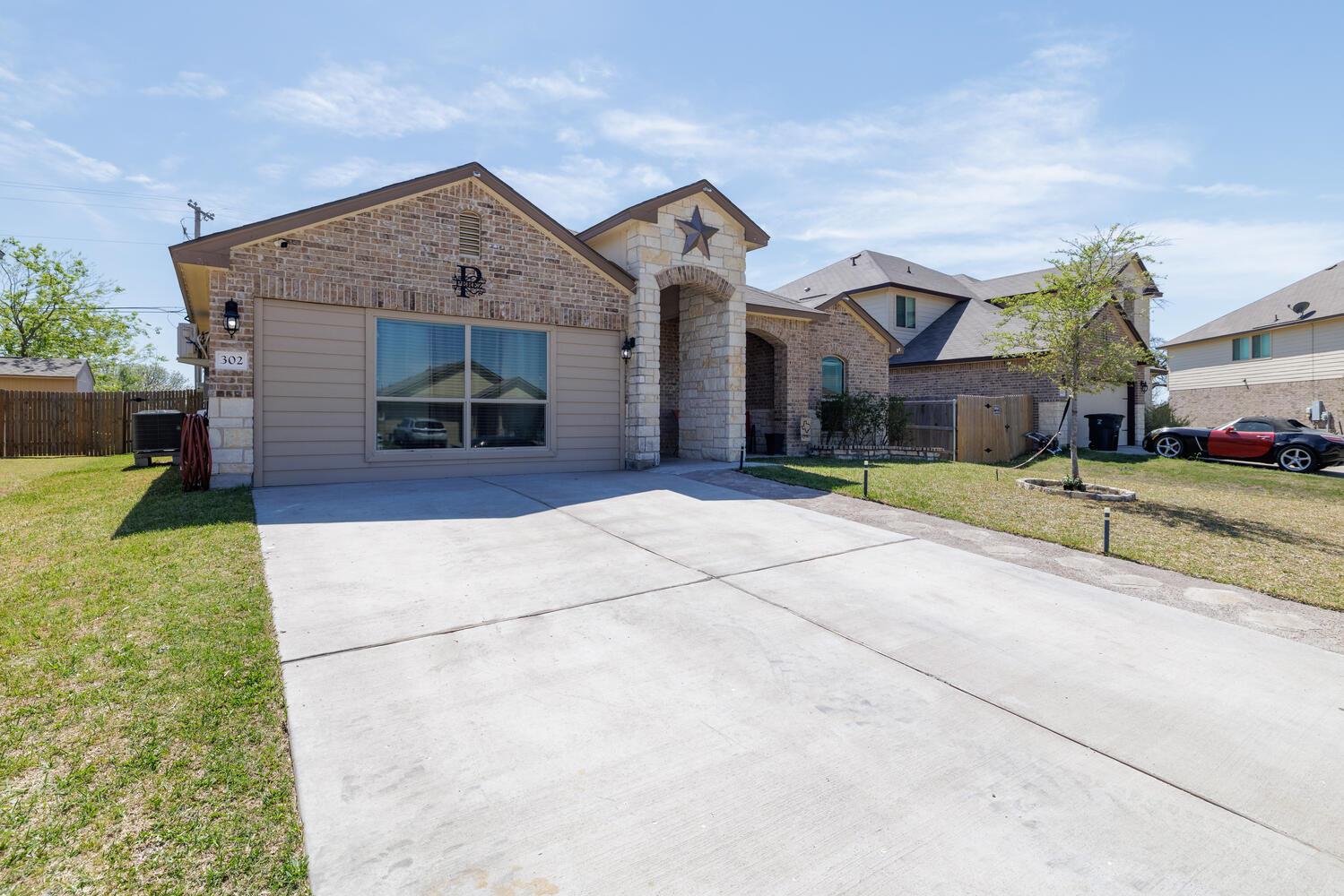 302 Paddock Ln, Killeen, TX 76542