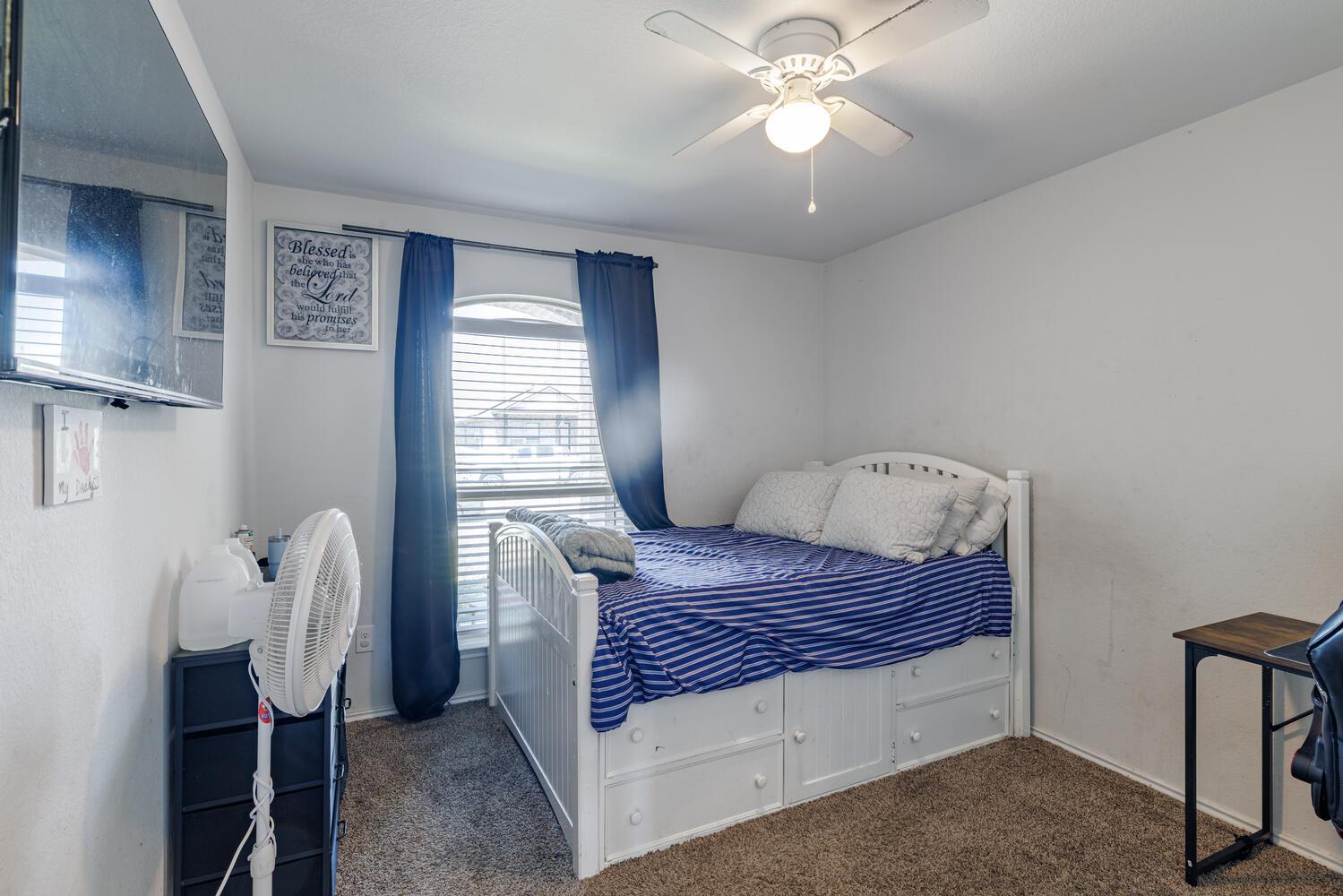 302 Paddock Ln, Killeen, TX 76542