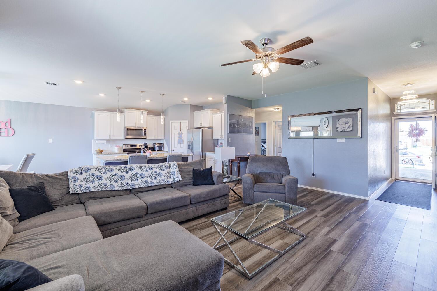 302 Paddock Ln, Killeen, TX 76542