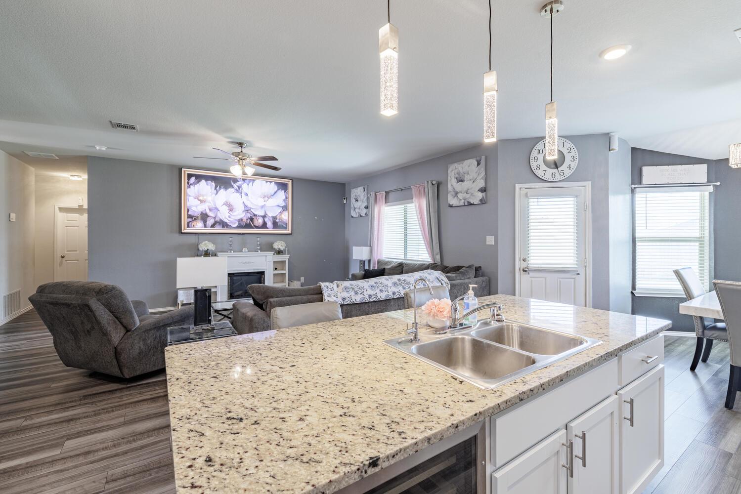 302 Paddock Ln, Killeen, TX 76542