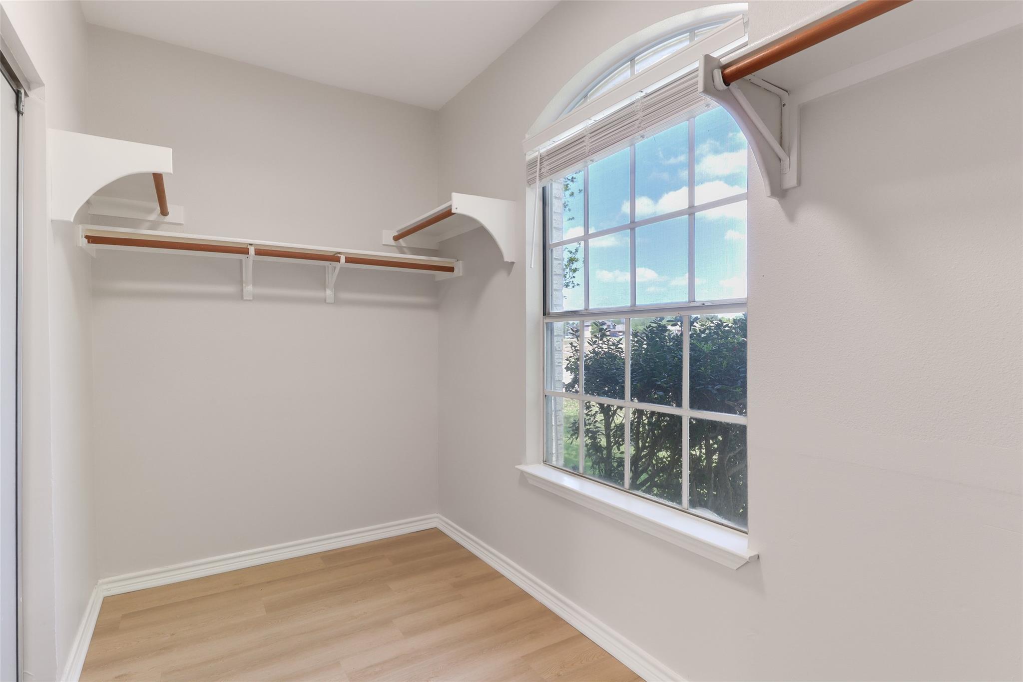 927 Picadilly Dr, Pflugerville, TX 78660