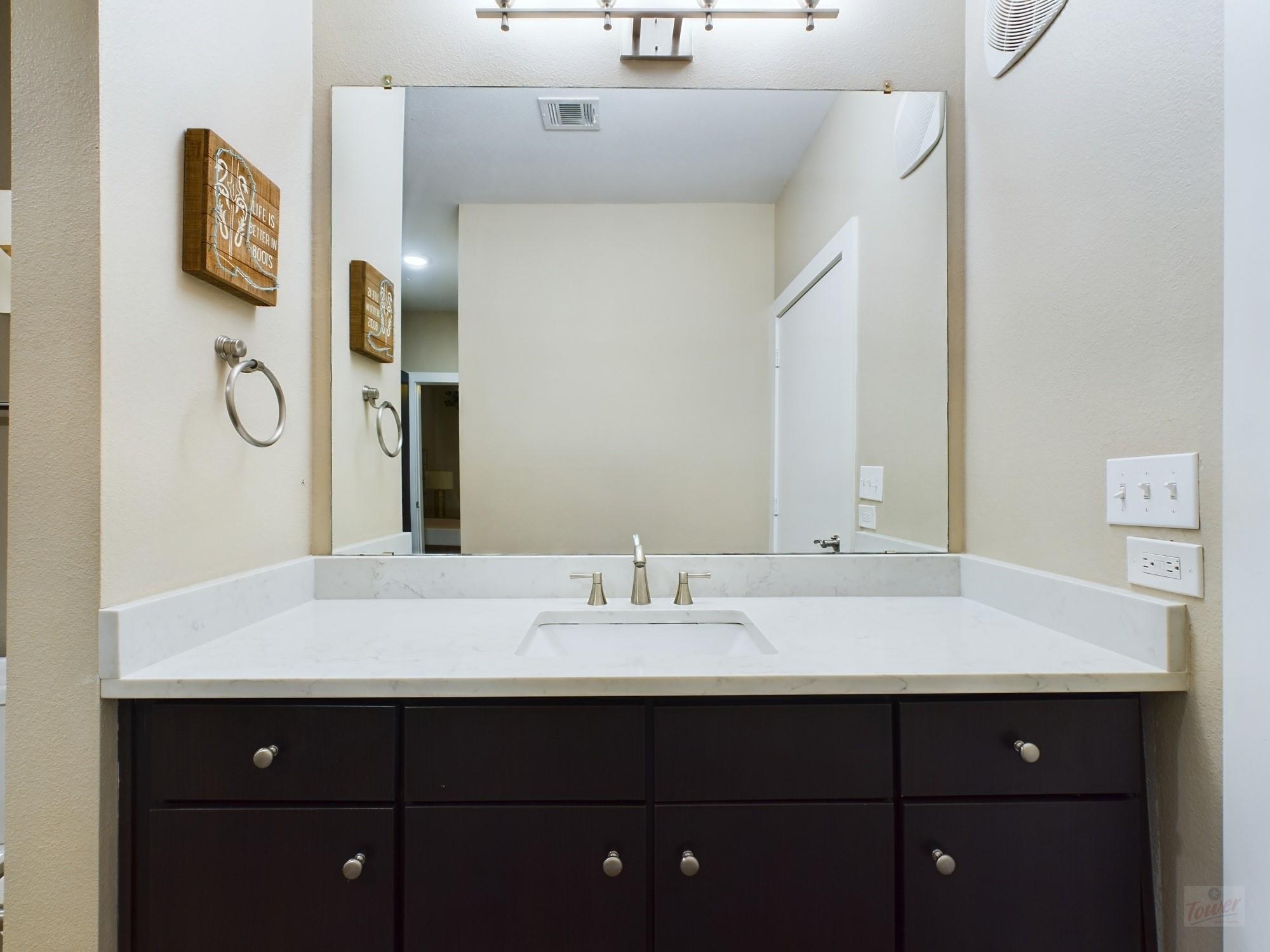 1900 Barton Springs Rd # 3040, Austin, TX 78704