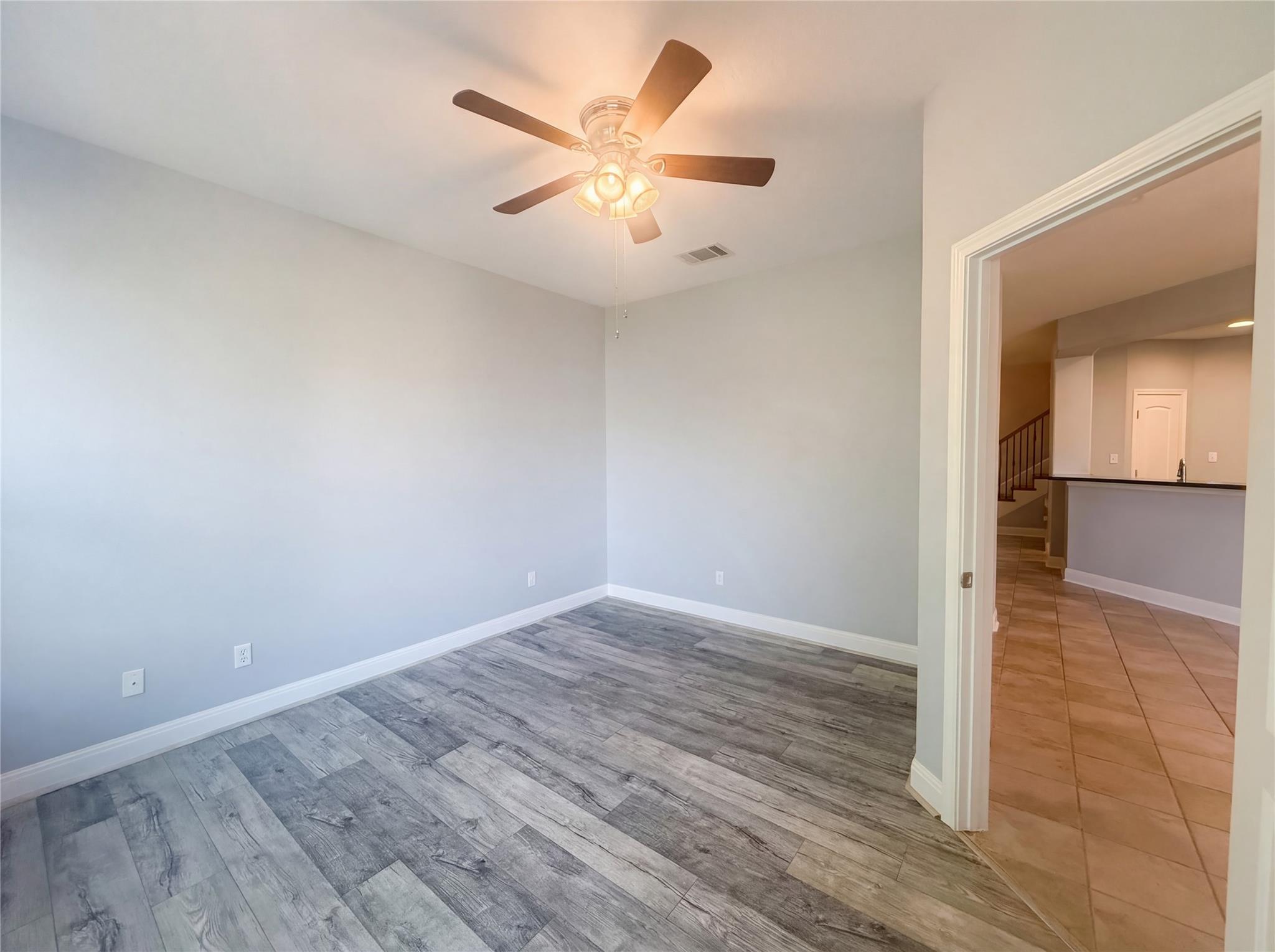 104 Perpetuation Dr, Austin, TX 78734