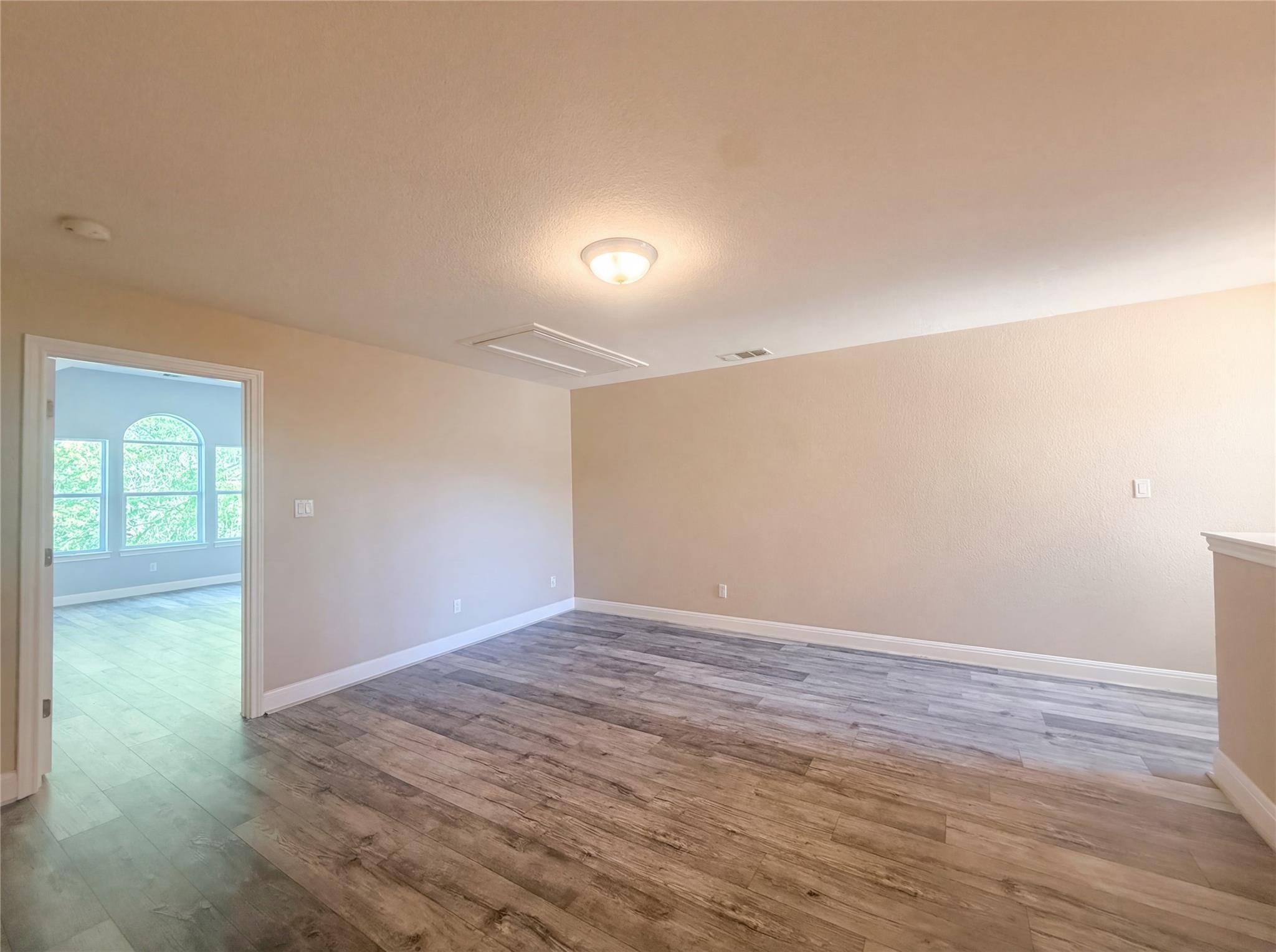 104 Perpetuation Dr, Austin, TX 78734