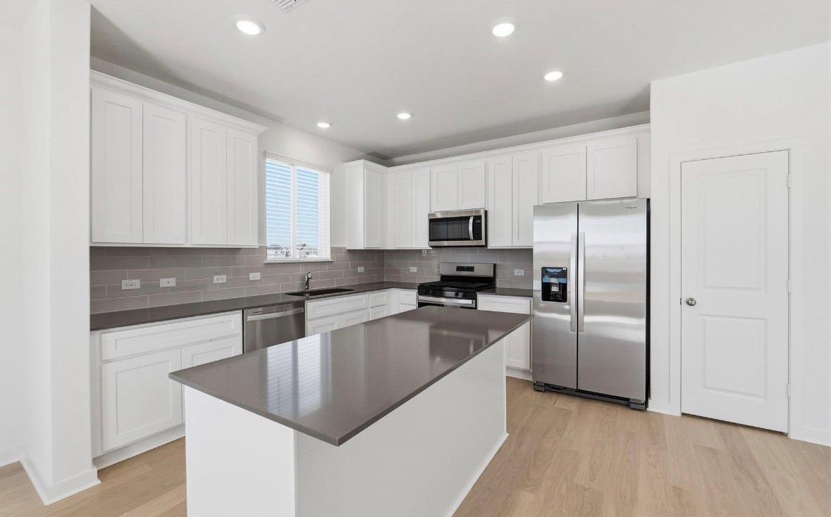 120 Golden Bell Way, Buda, TX 78610