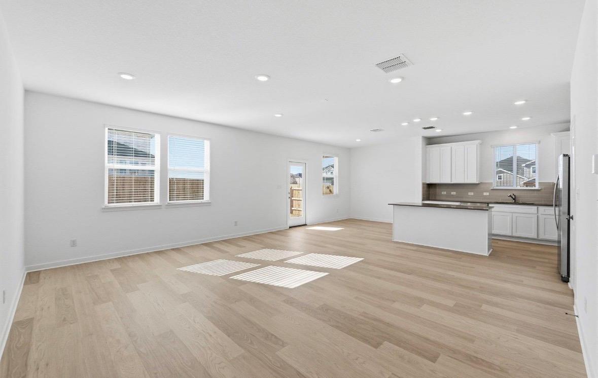 120 Golden Bell Way, Buda, TX 78610