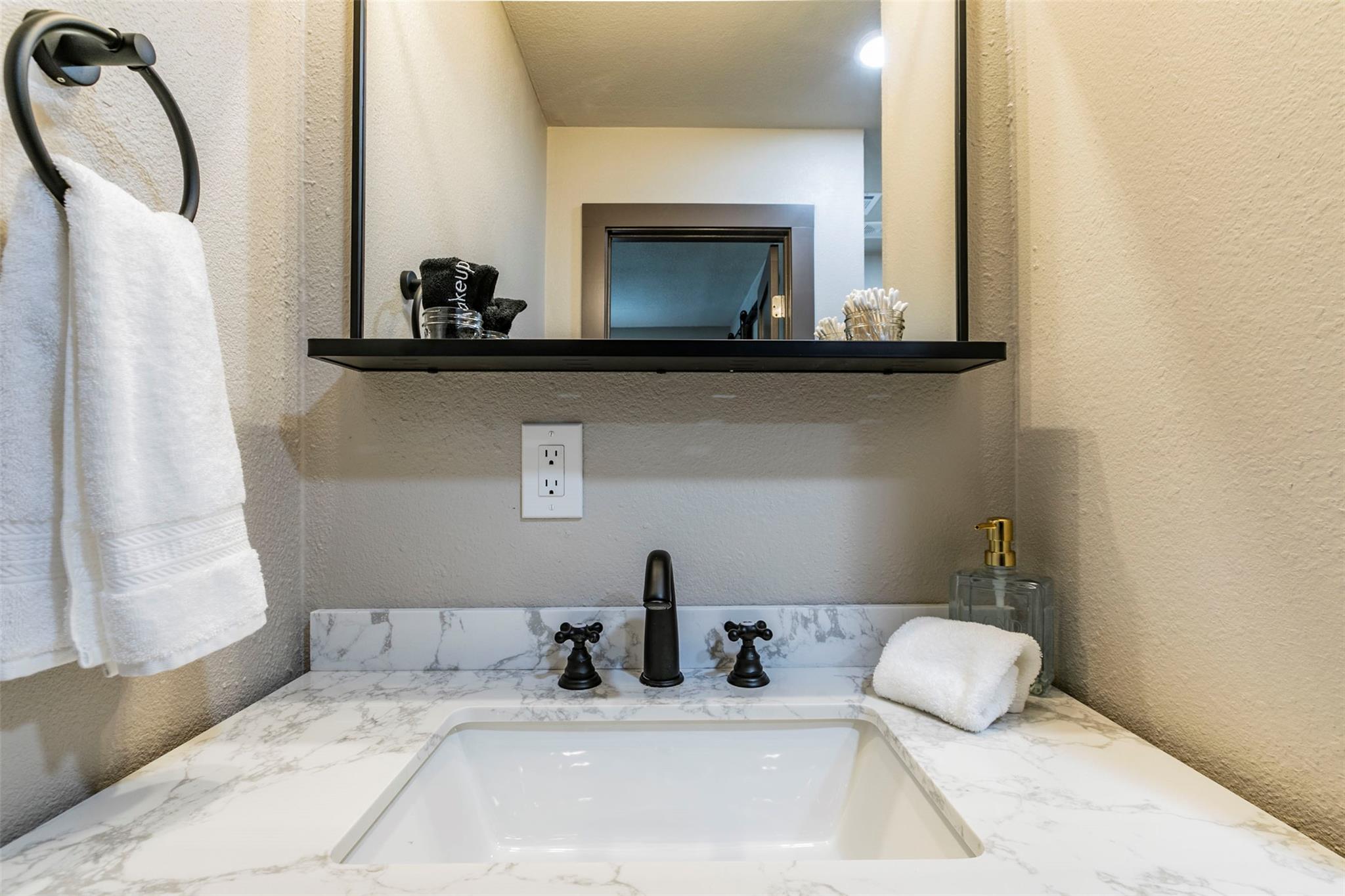 4613 Joseph Dr, Round Rock, TX 78665