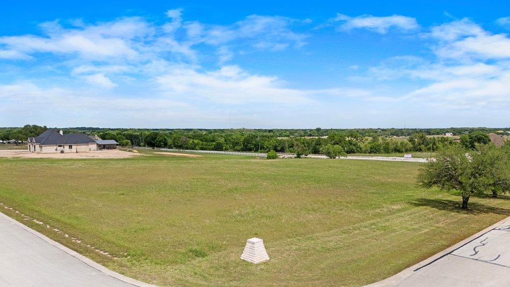 377 Heritage Loop, Hutto, TX 78634