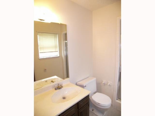 10108 Woodland Village Dr, Austin, TX 78750