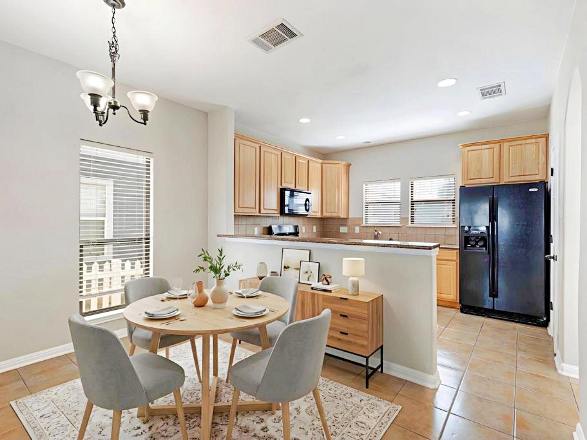 247 Cleveland, Kyle, TX 78640