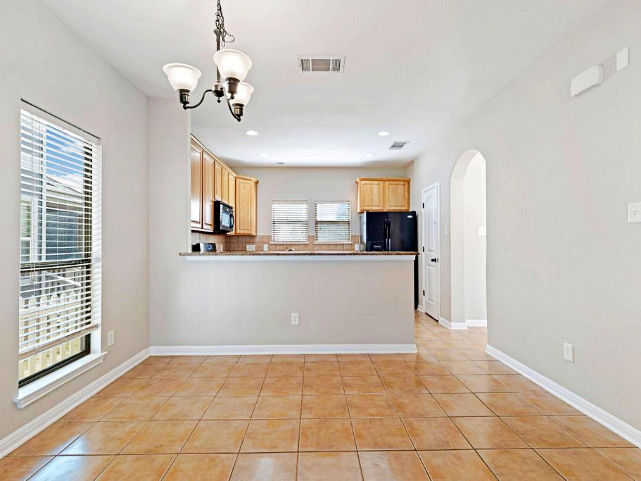 247 Cleveland, Kyle, TX 78640