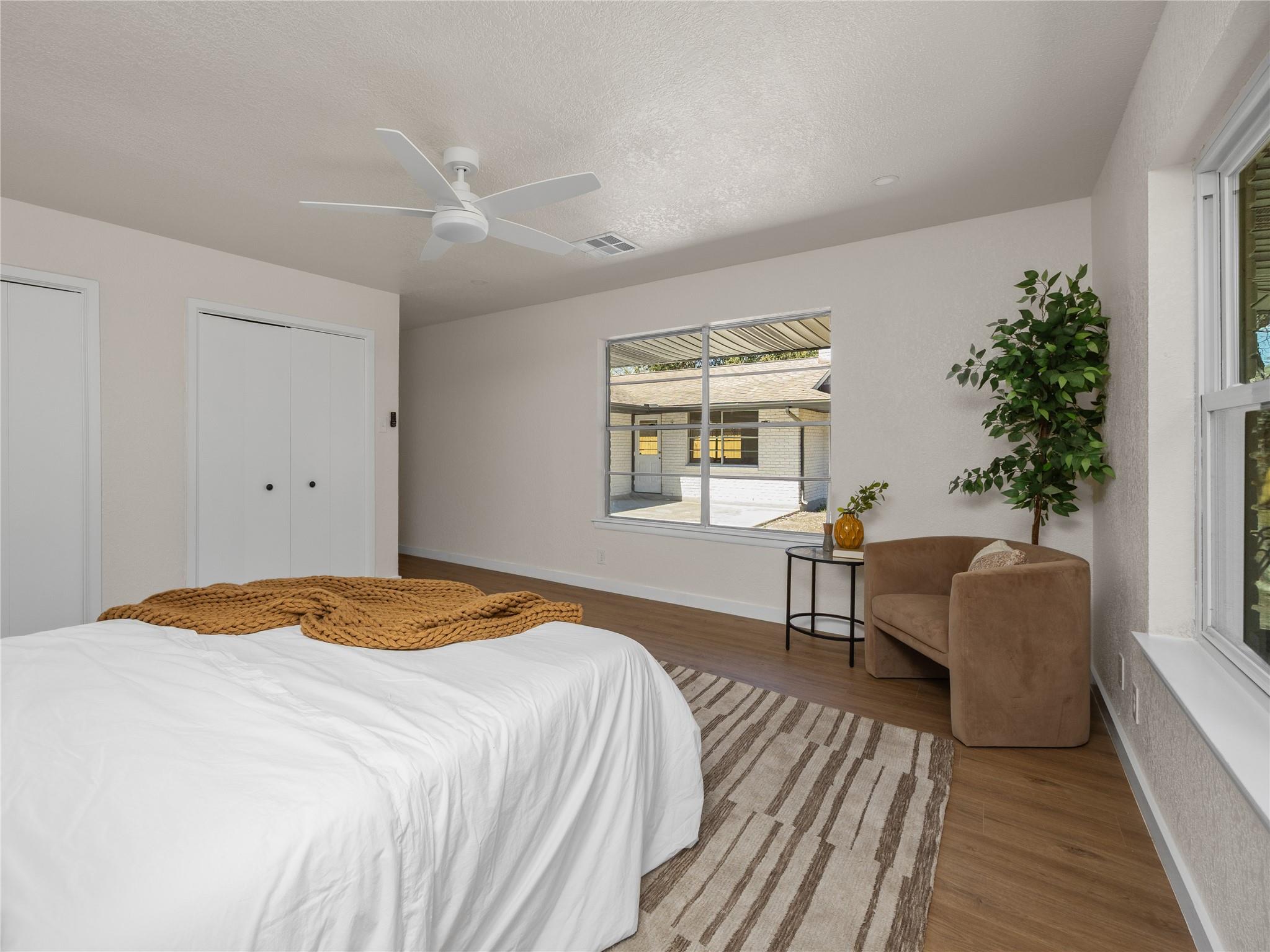 314 Weathercock Ln, Windcrest, TX 78239