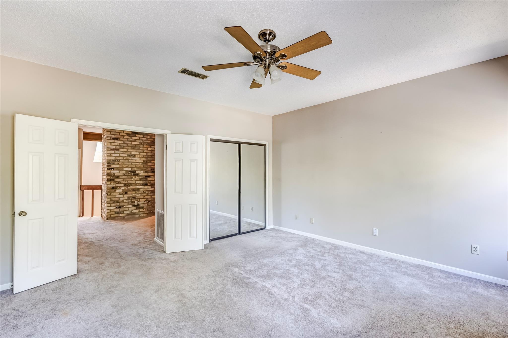 10819 Crown Colony Dr # 19, Austin, TX 78747