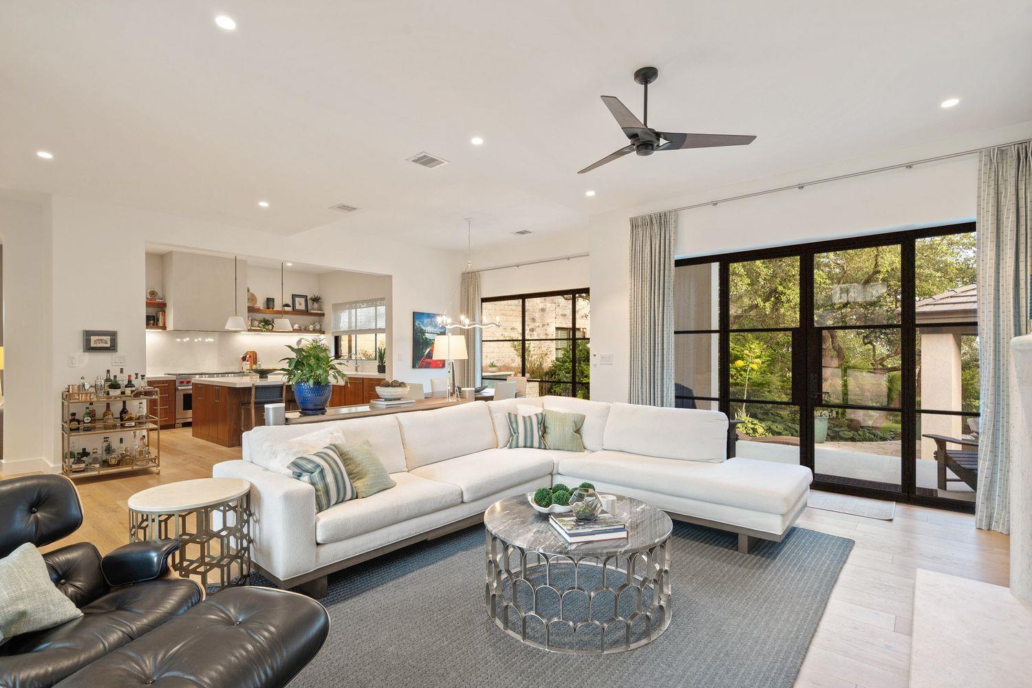 2300 Barton Creek Blvd # 4, Austin, TX 78735