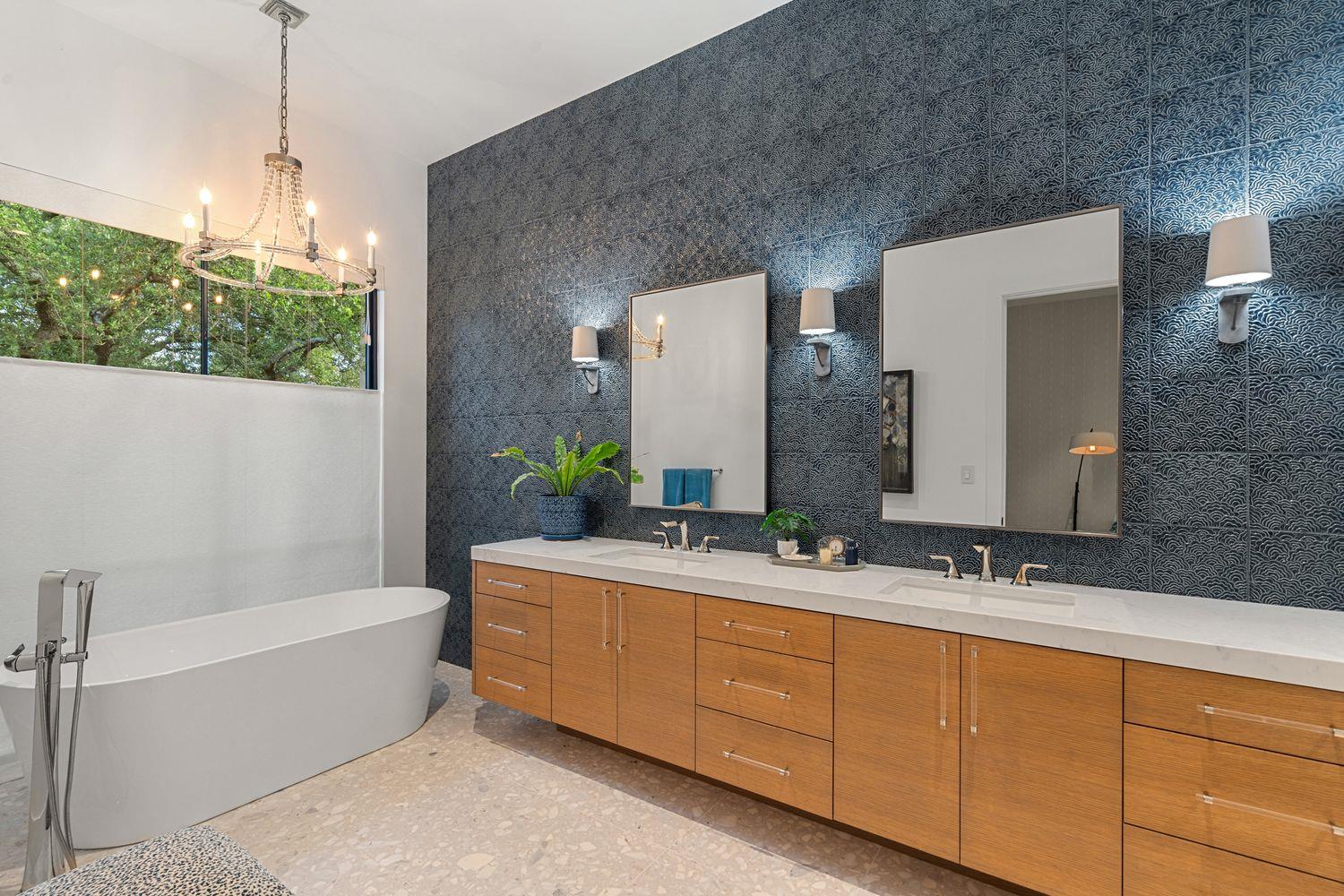 2300 Barton Creek Blvd # 4, Austin, TX 78735