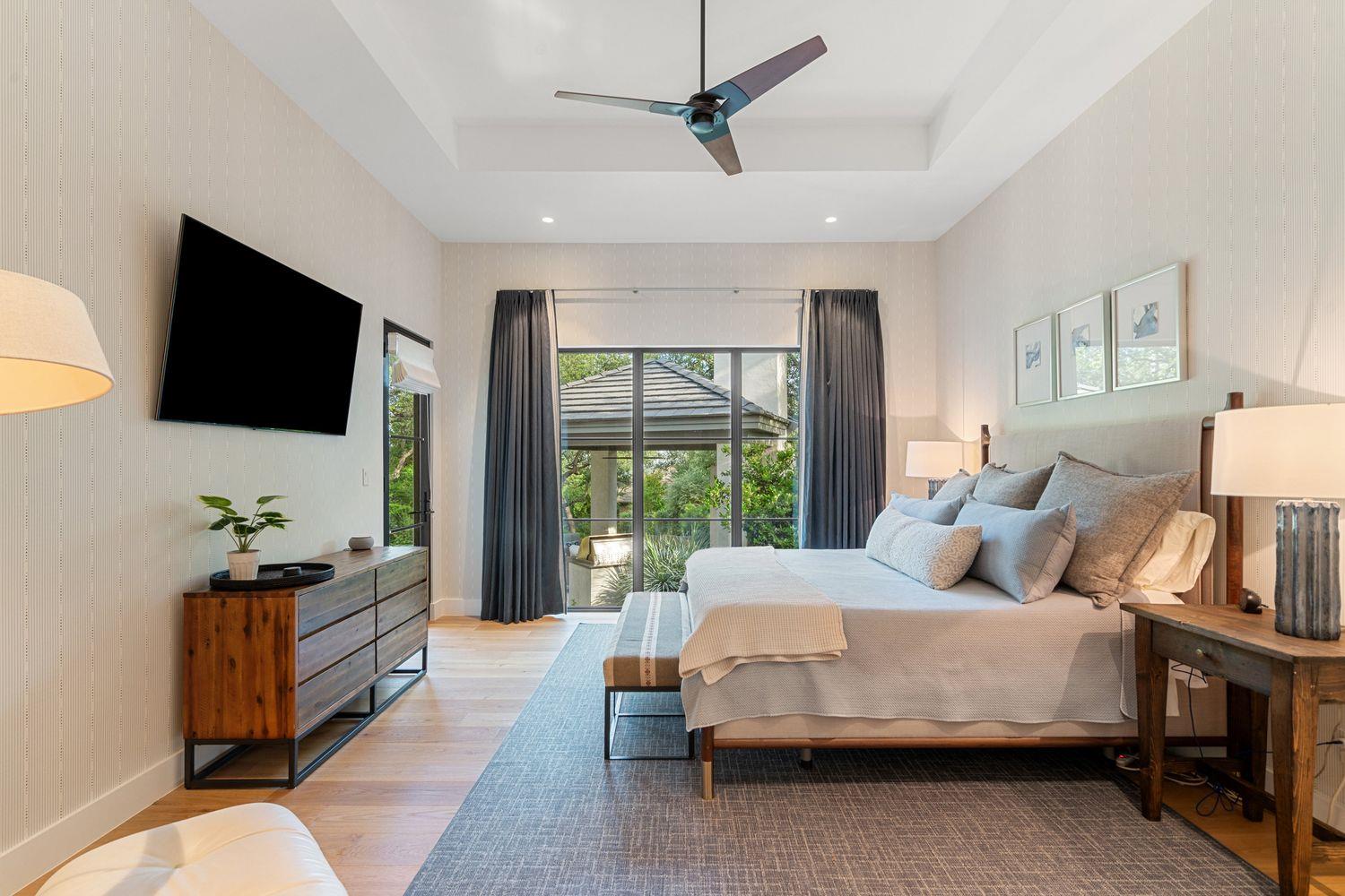 2300 Barton Creek Blvd # 4, Austin, TX 78735