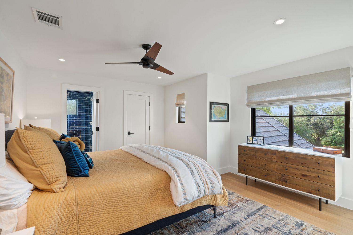 2300 Barton Creek Blvd # 4, Austin, TX 78735