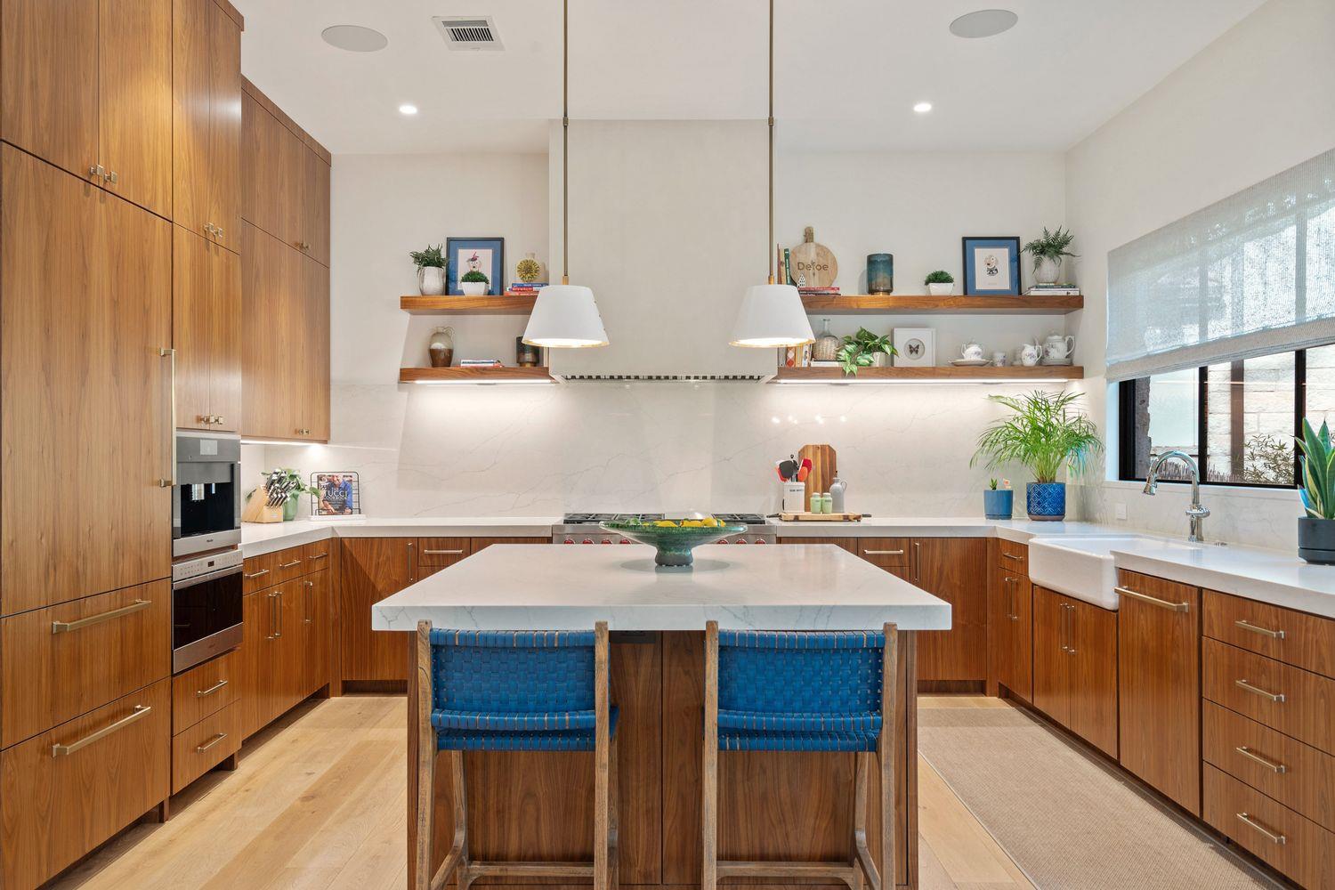 2300 Barton Creek Blvd # 4, Austin, TX 78735