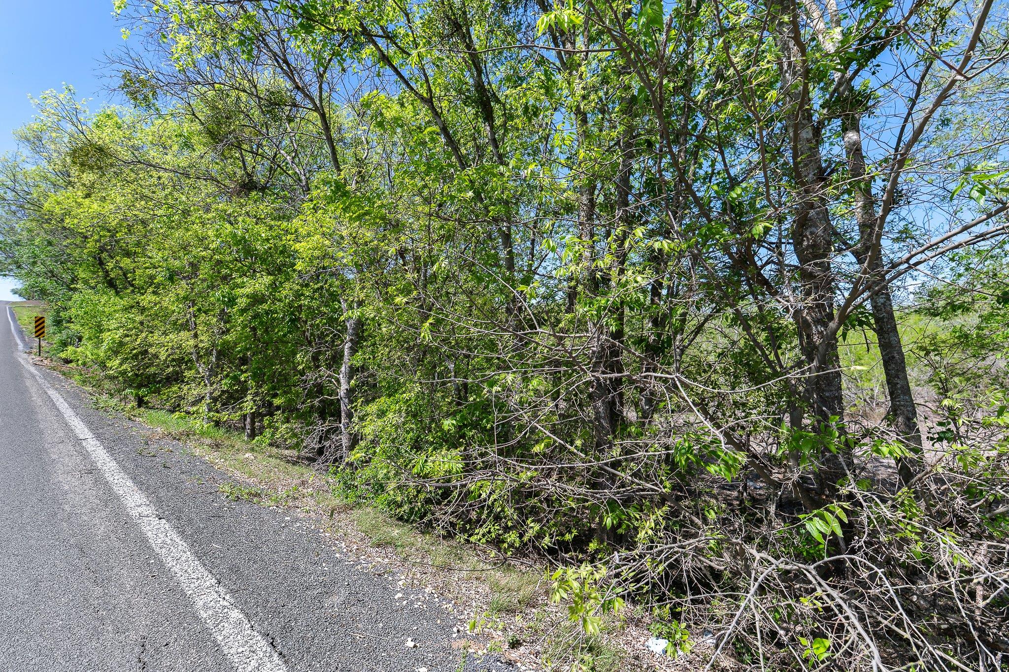 9006 Burklund Farms Rd # B, Del Valle, TX 78617