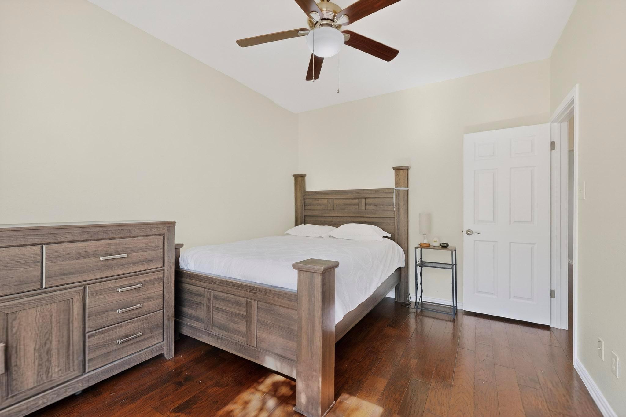 1215 Olympus Dr, Austin, TX 78733