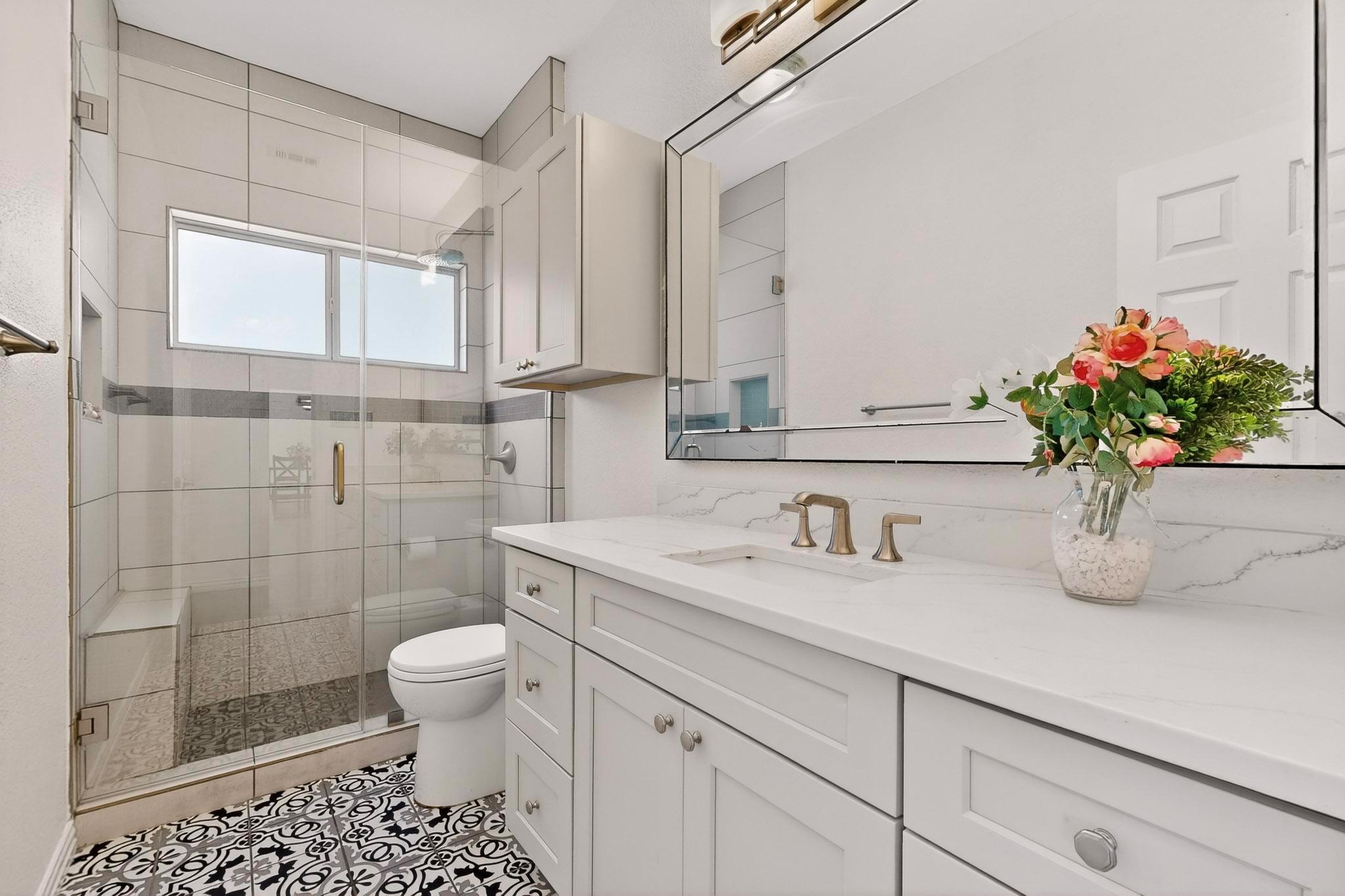 1215 Olympus Dr, Austin, TX 78733