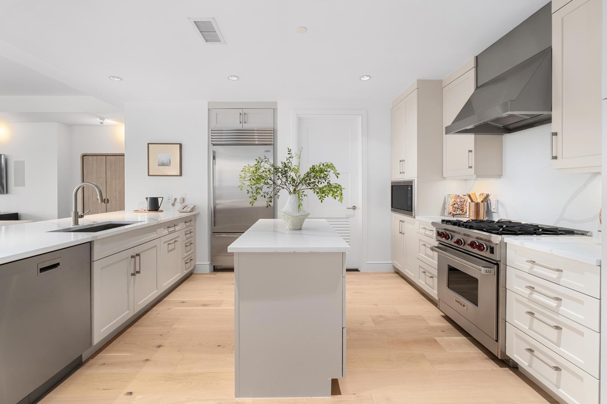 98 San Jacinto Blvd # 1109, Austin, TX 78701